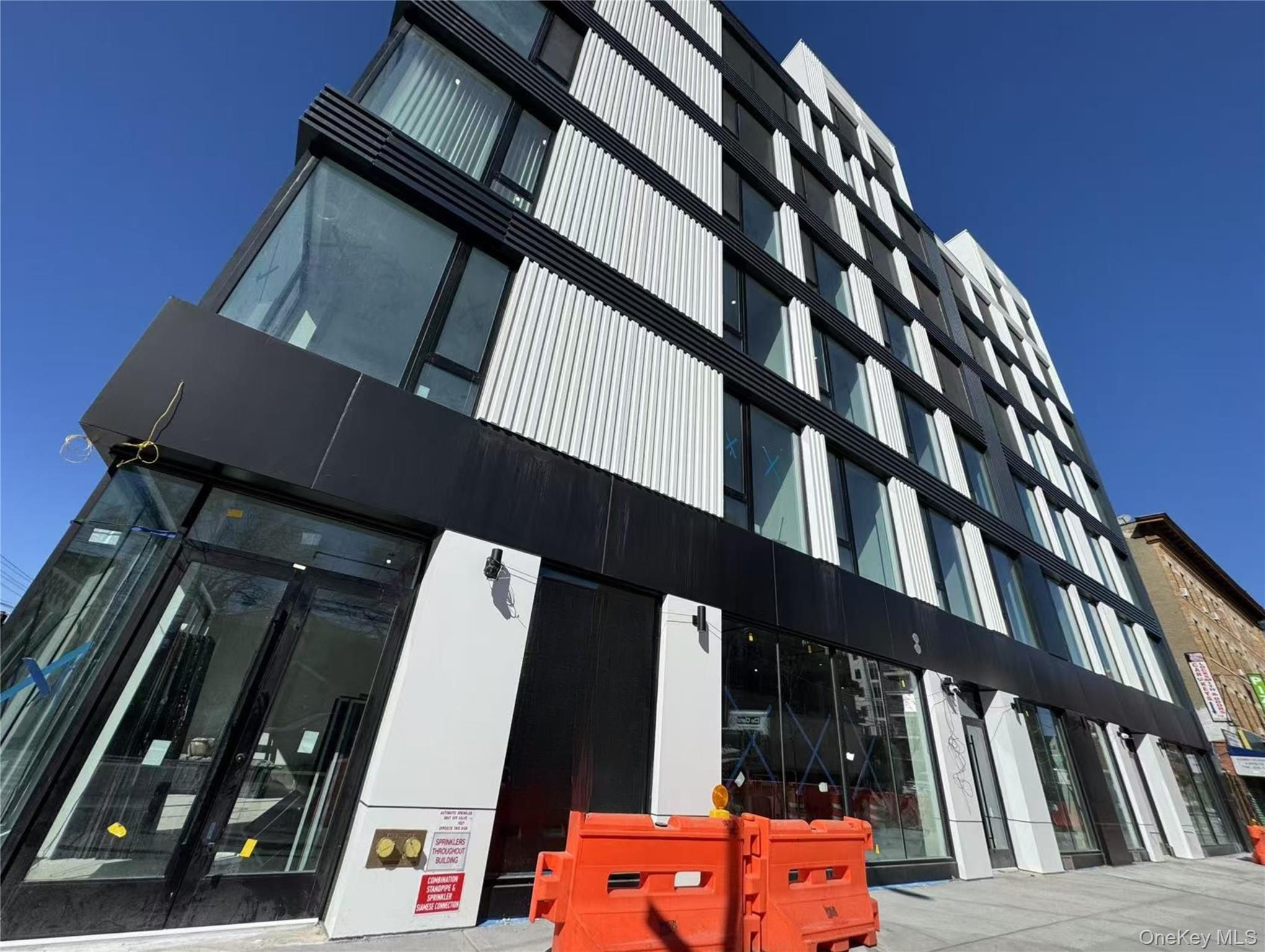 31-16 21st Street # S01, Astoria, NY 11106