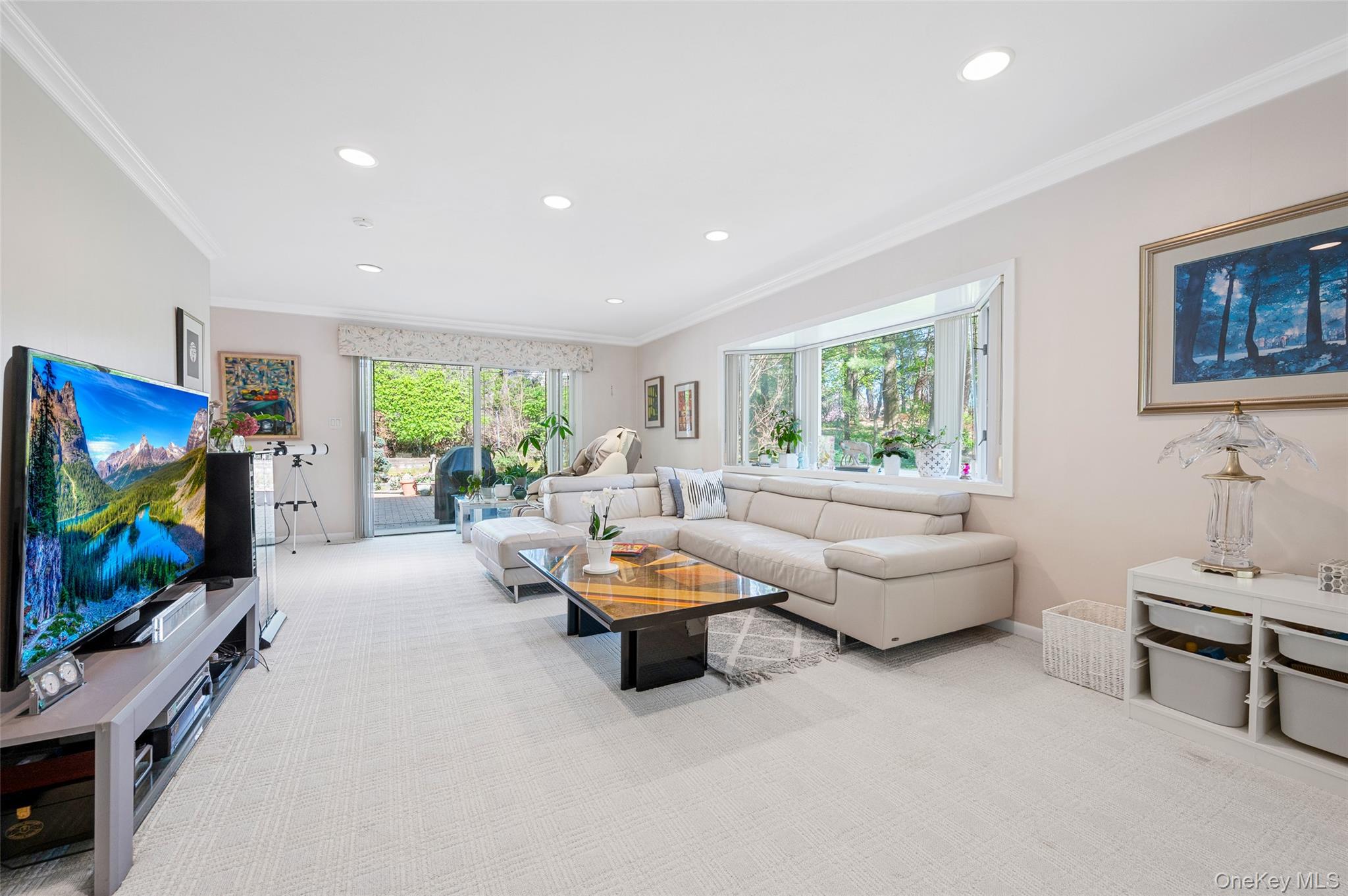 45 Bristol Drive, Manhasset, NY 11030