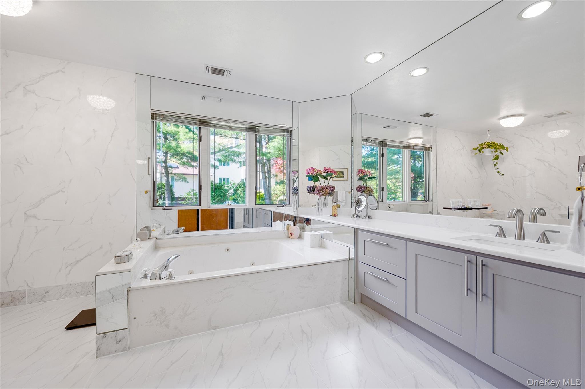 45 Bristol Drive, Manhasset, NY 11030