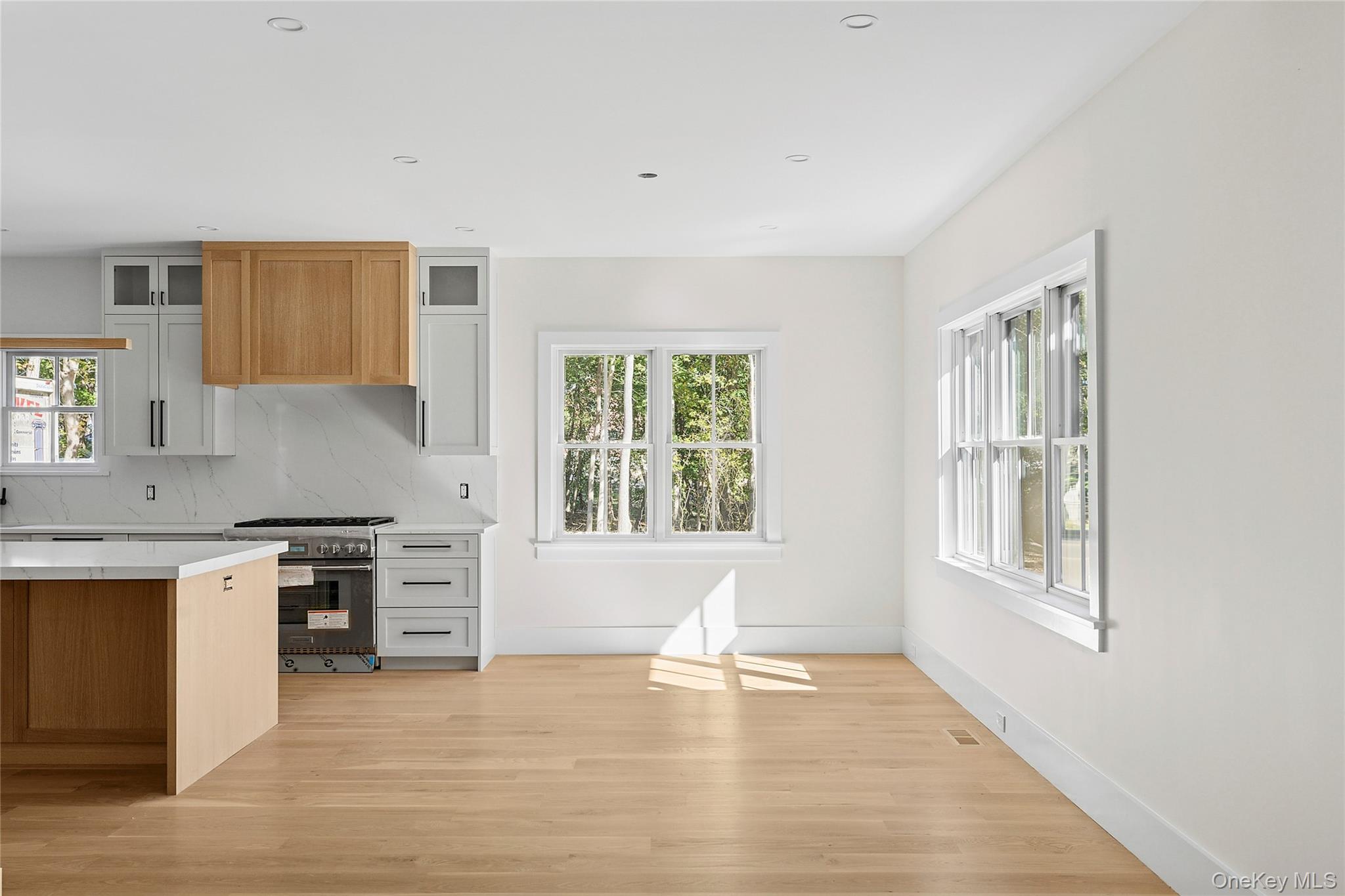 32 North Bay Avenue, Eastport, NY 11941