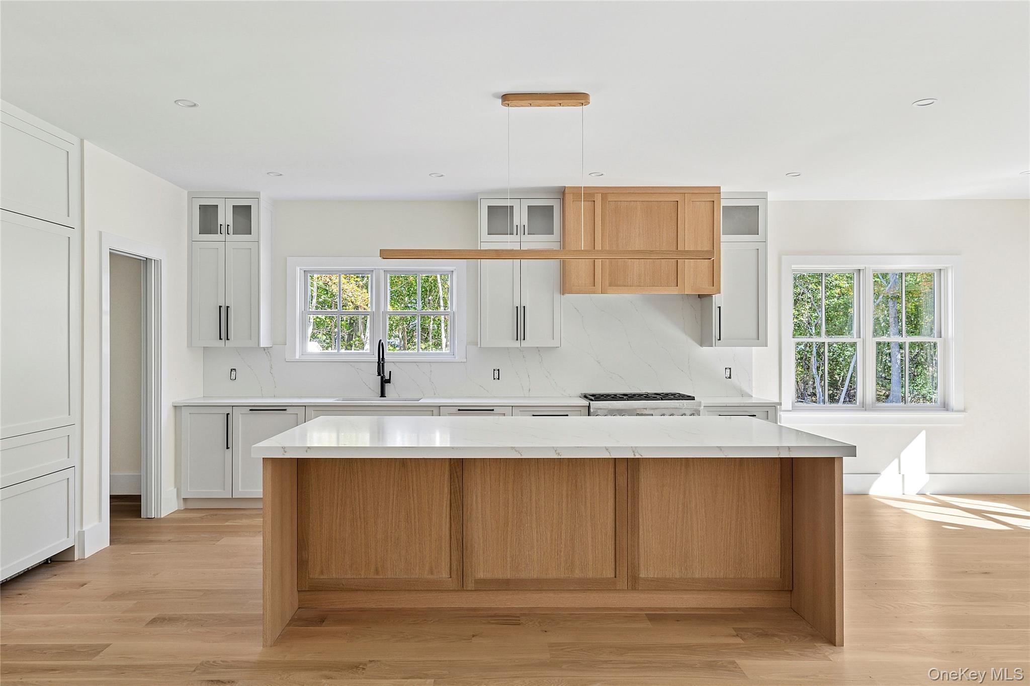 32 North Bay Avenue, Eastport, NY 11941