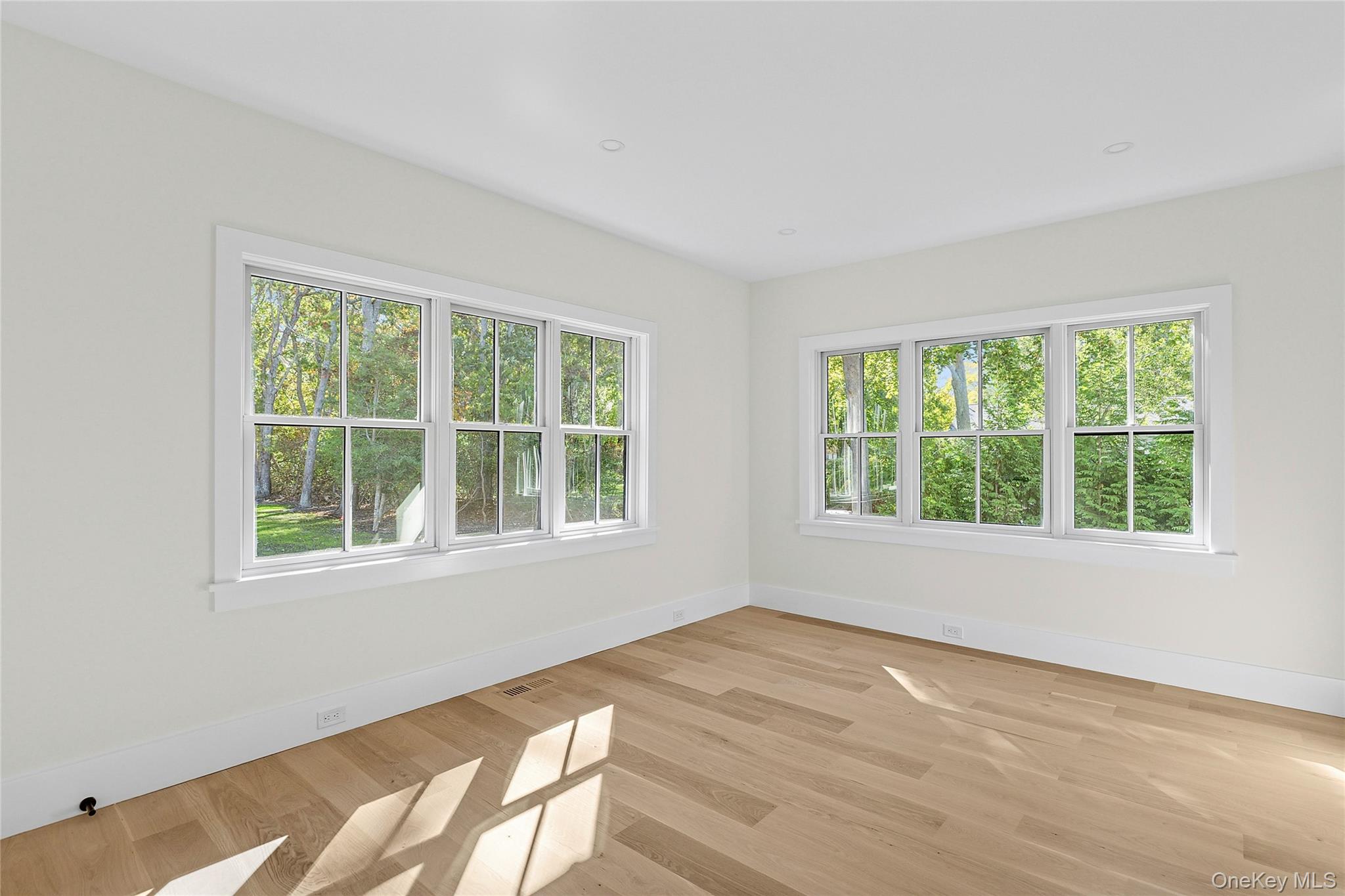 32 North Bay Avenue, Eastport, NY 11941