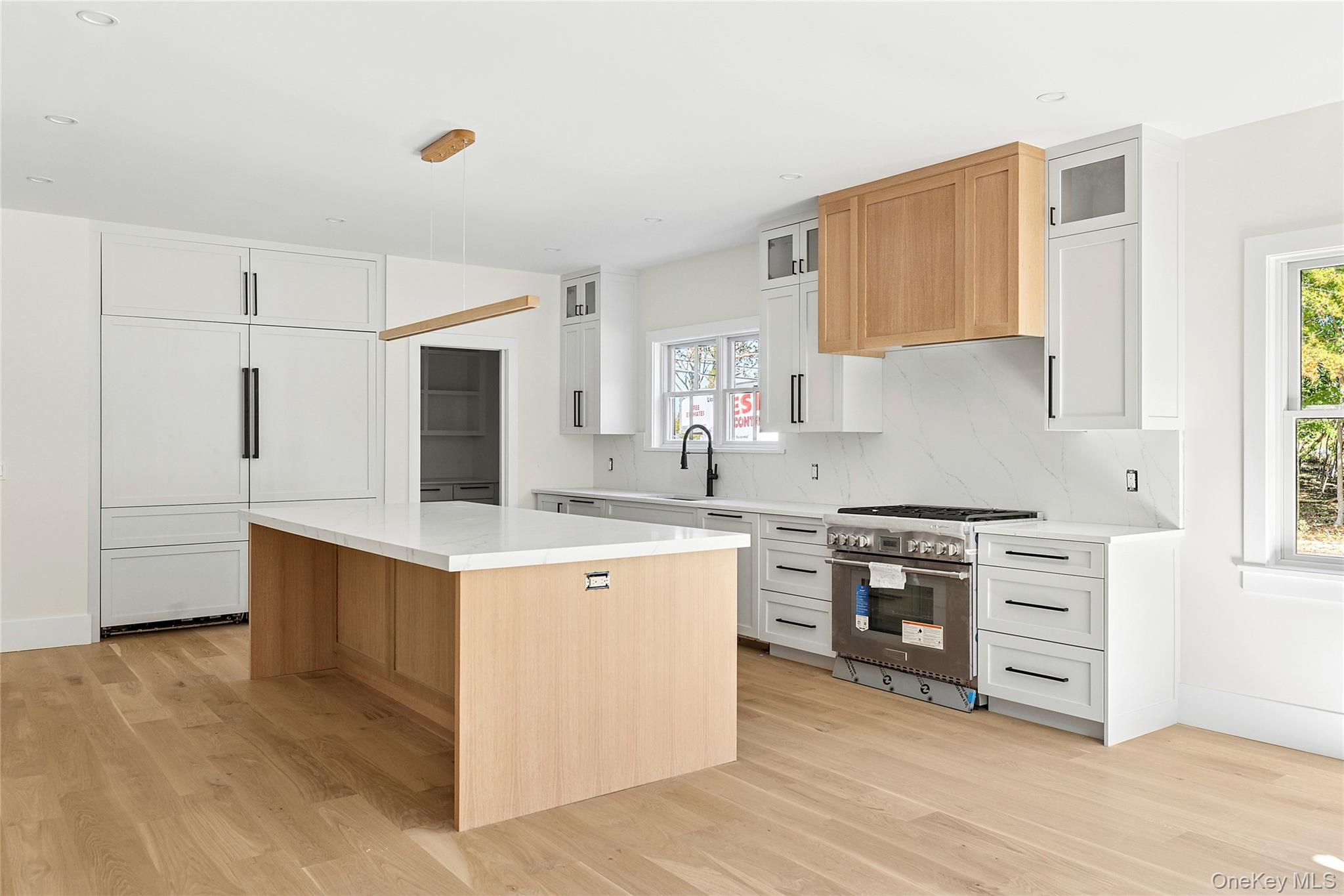 32 North Bay Avenue, Eastport, NY 11941