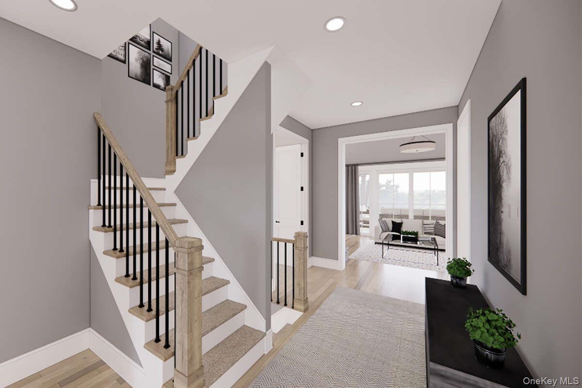 38 North Bay Avenue, Eastport, NY 11941