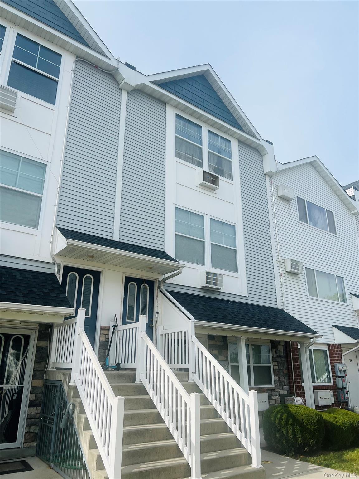 109 Dolphin Court, Bronx, NY 10473