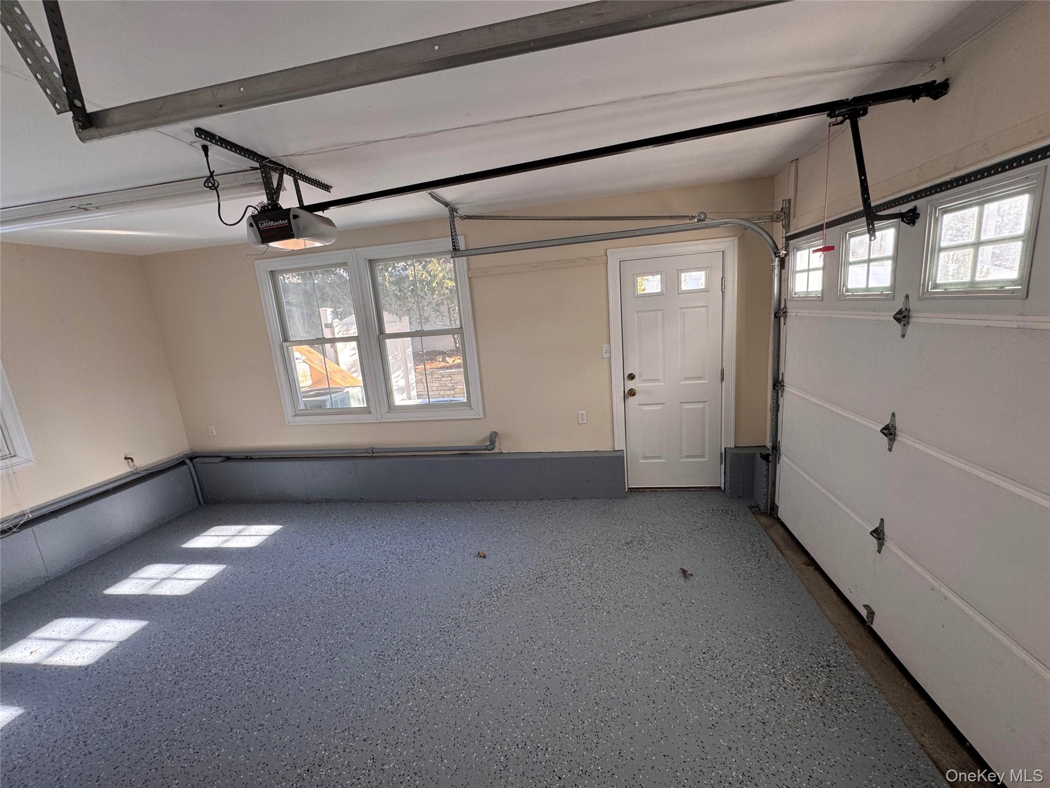 213 Maiden Lane, Port Jefferson, NY 11777