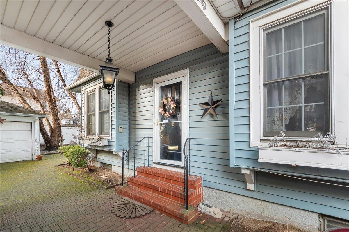 36-30 212th St, Bayside, NY 11361