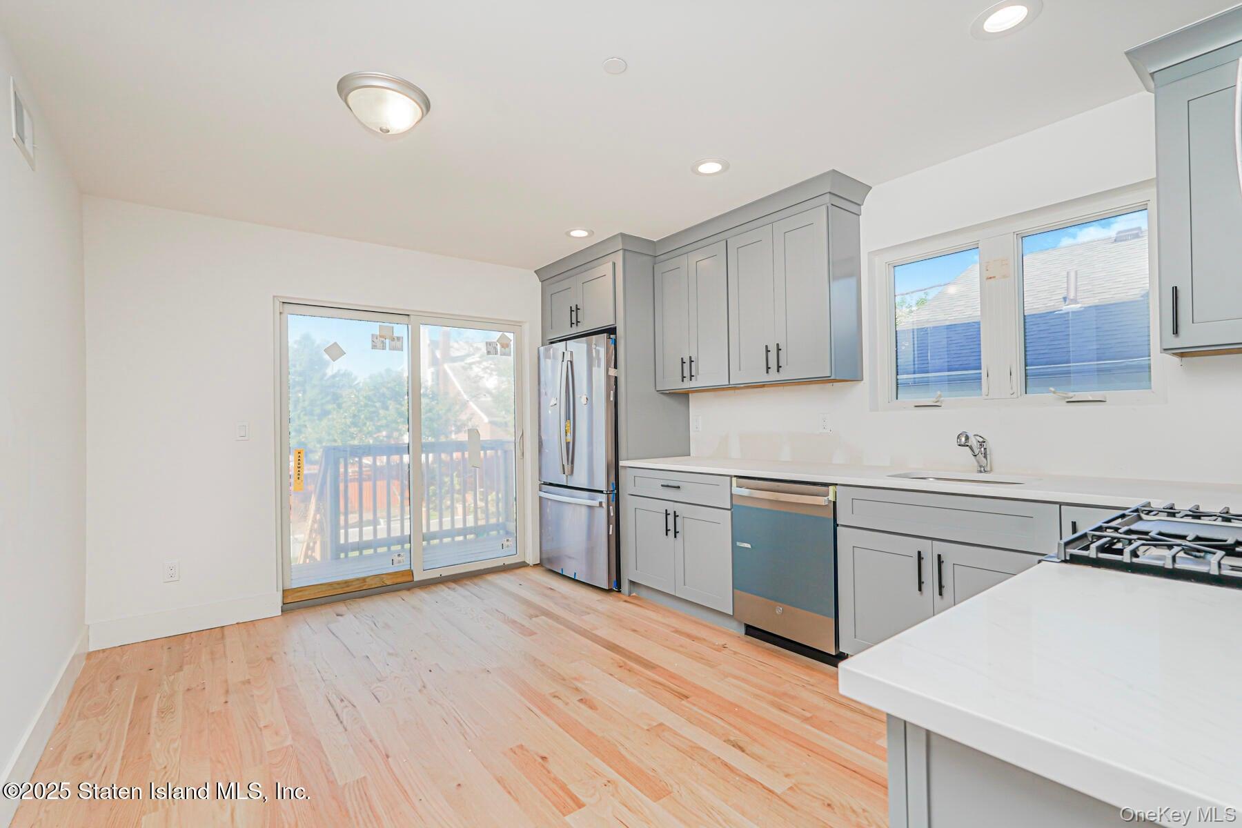 416 Alter Avenue, Staten Island, NY 10305