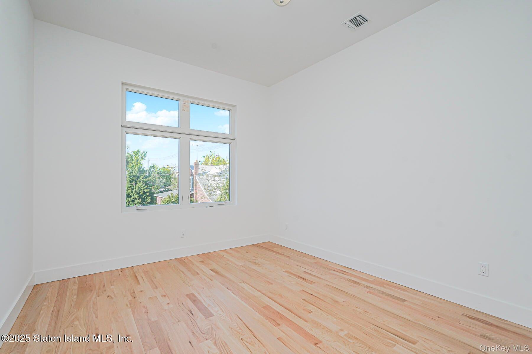 416 Alter Avenue, Staten Island, NY 10305