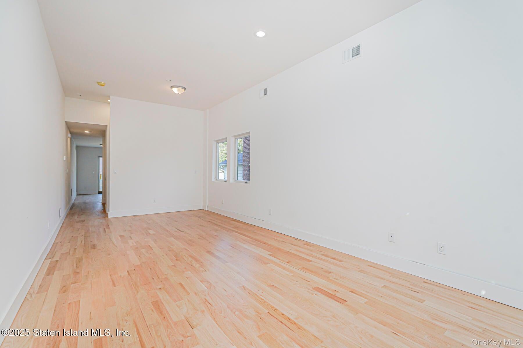 416 Alter Avenue, Staten Island, NY 10305