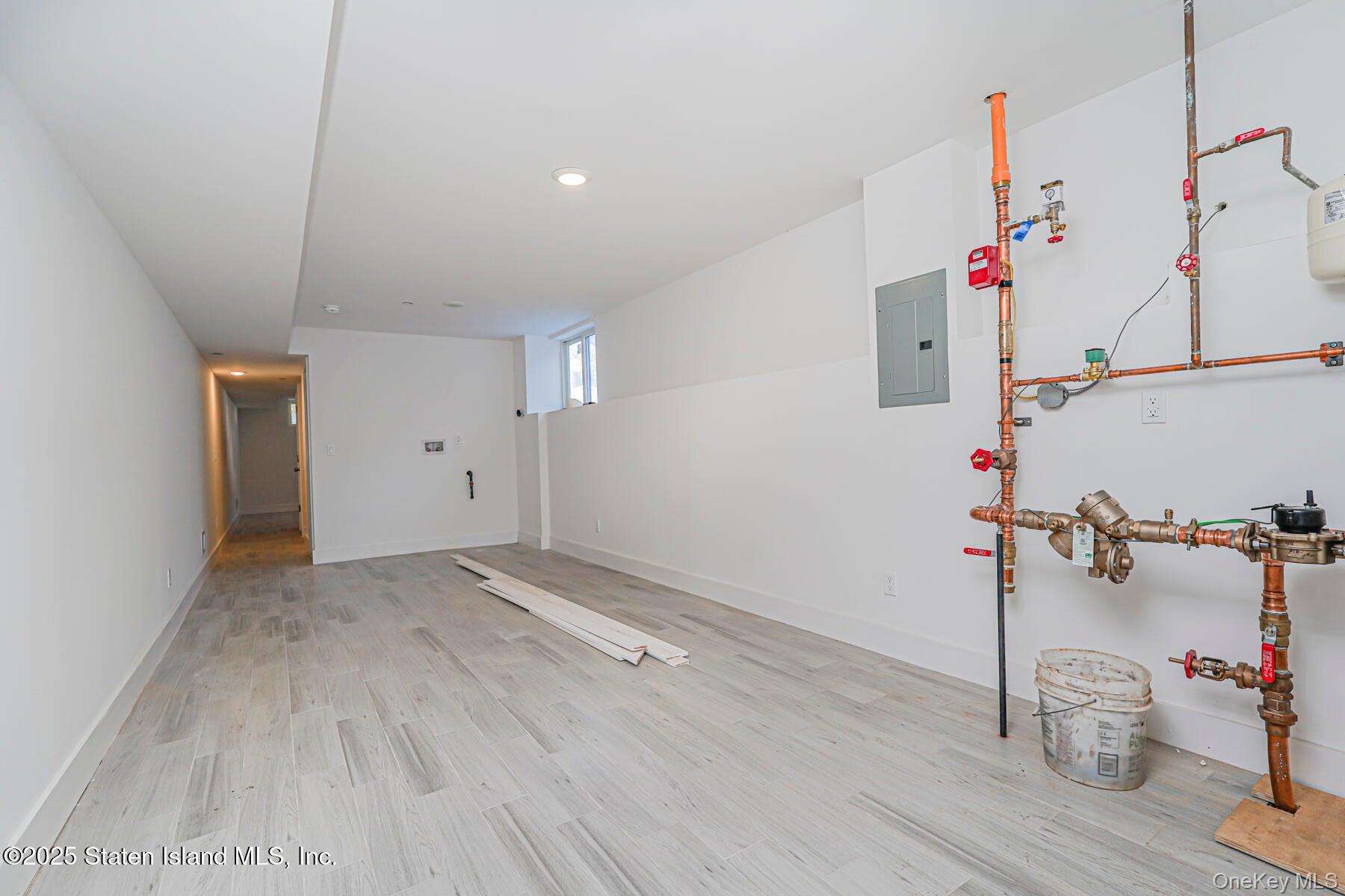 416 Alter Avenue, Staten Island, NY 10305