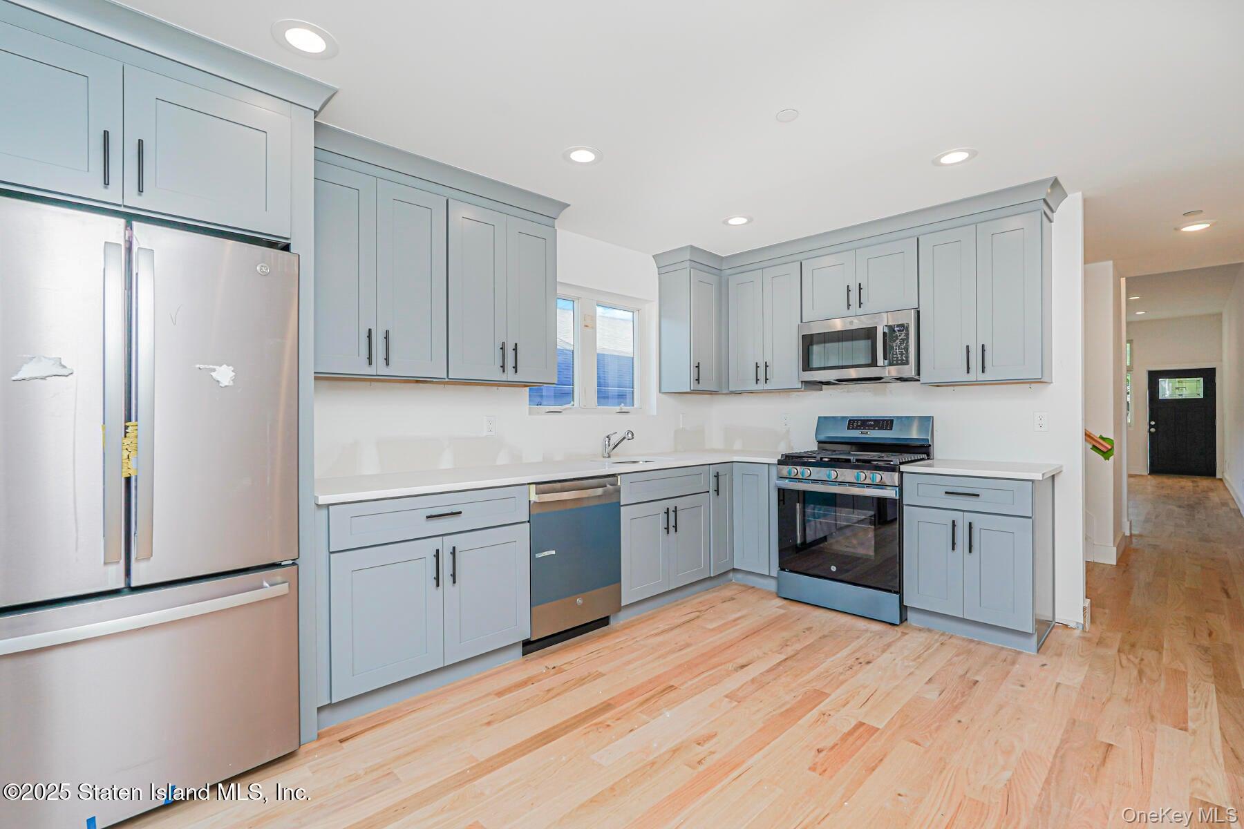 416 Alter Avenue, Staten Island, NY 10305