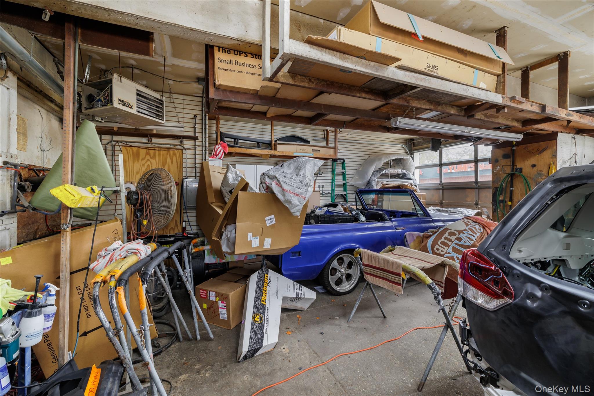 400 Lake Avenue, Saint James, NY 11780