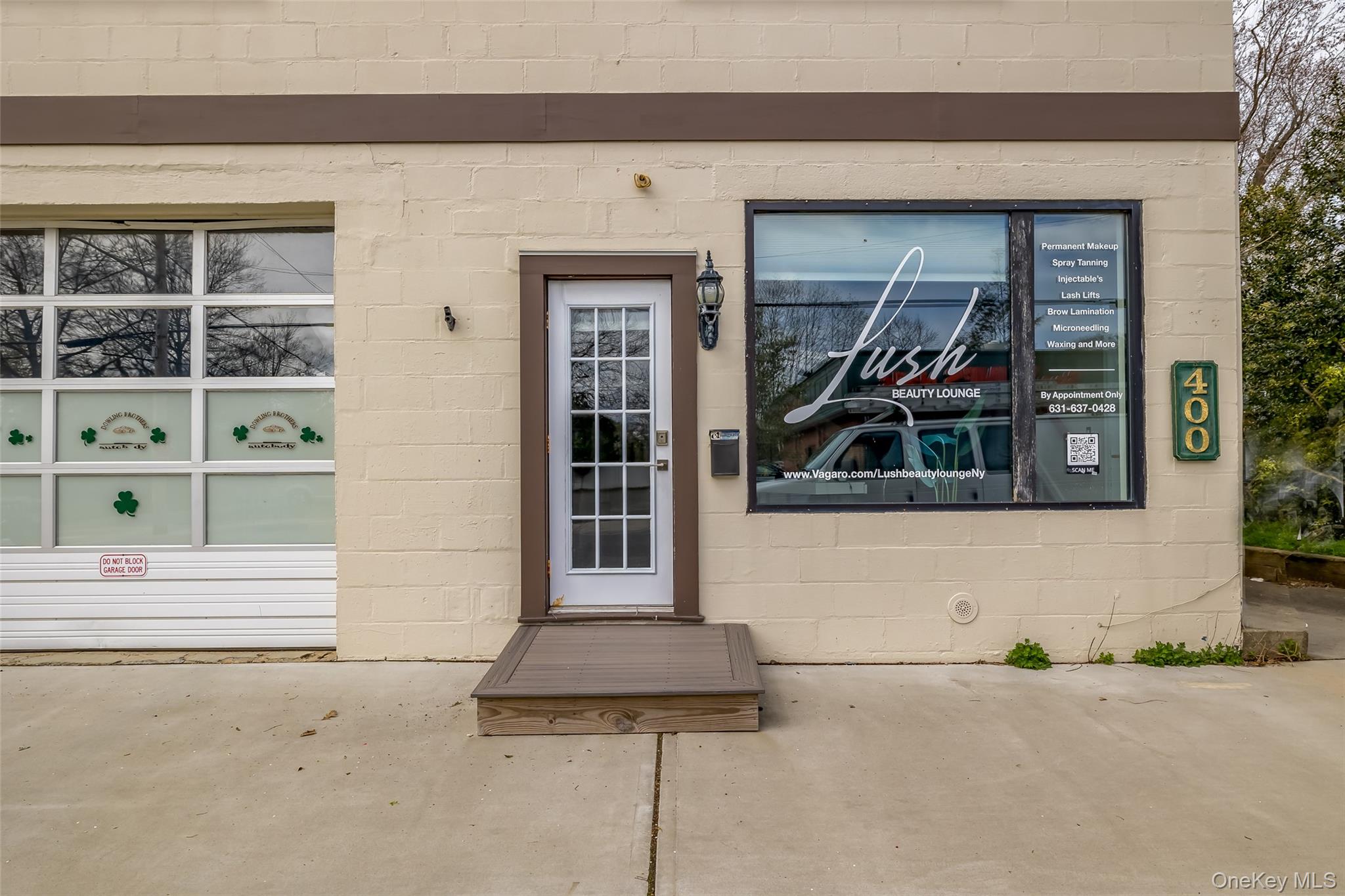 400 Lake Avenue, Saint James, NY 11780