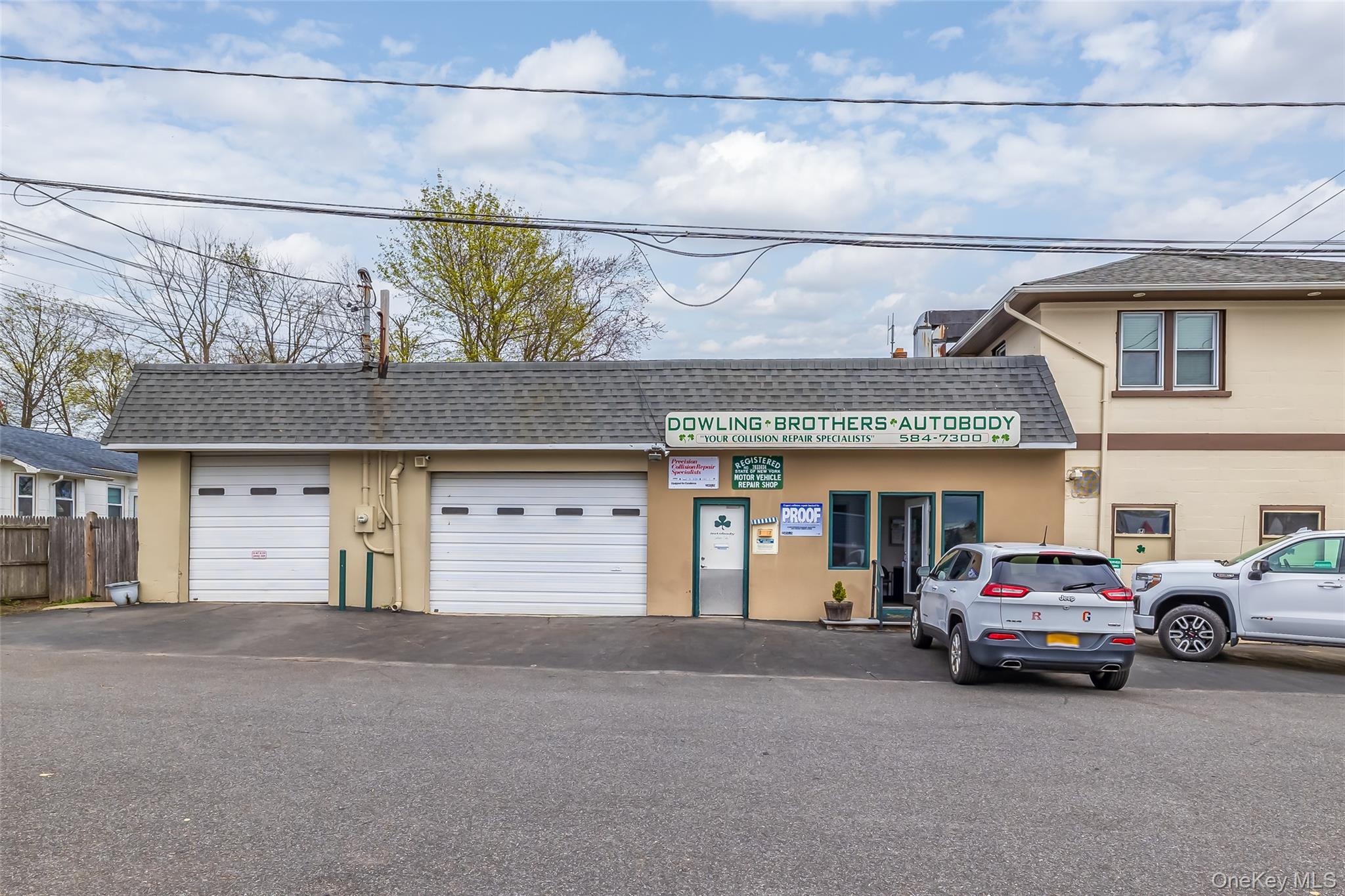 400 Lake Avenue, Saint James, NY 11780