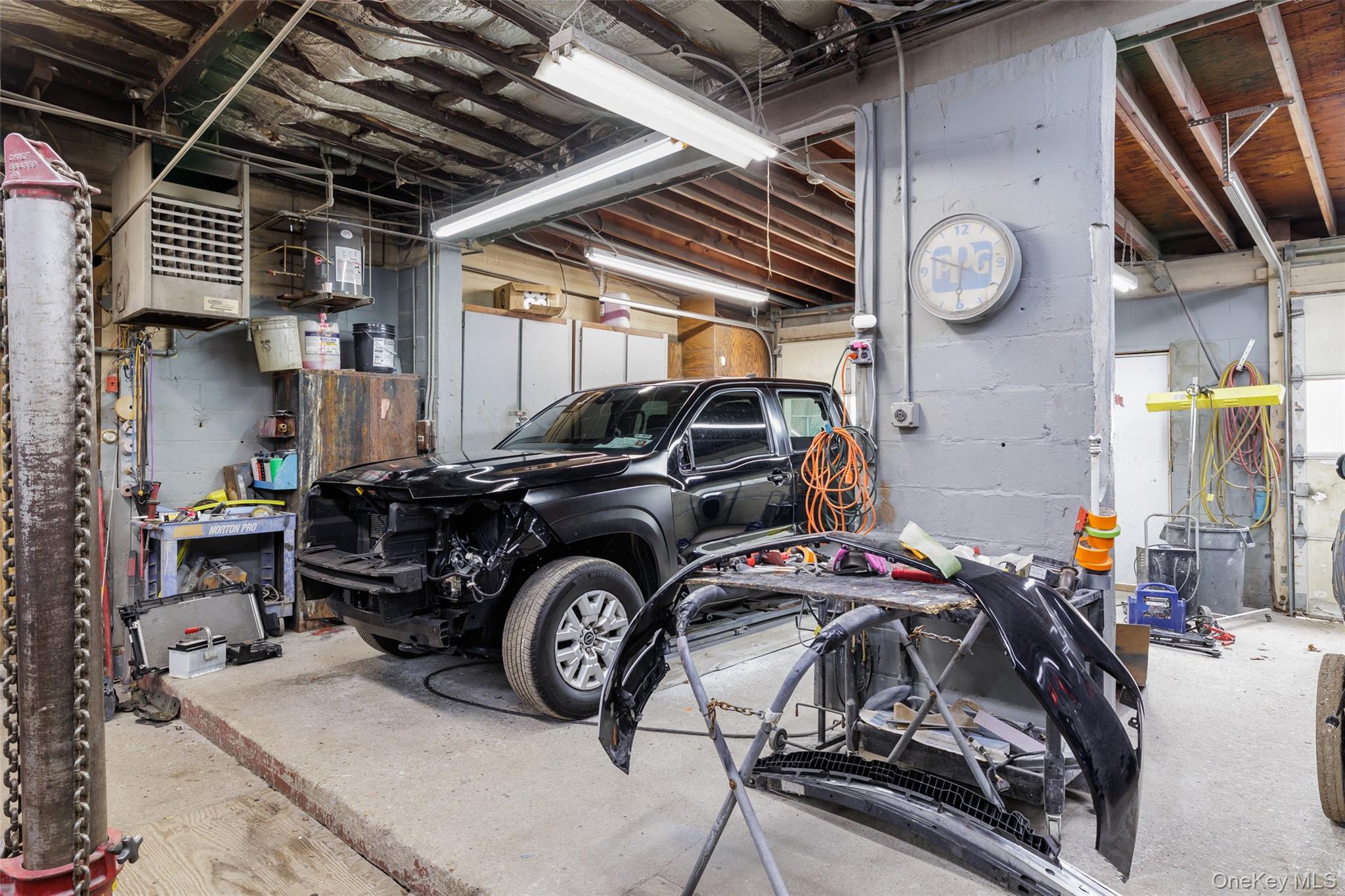 400 Lake Avenue, Saint James, NY 11780