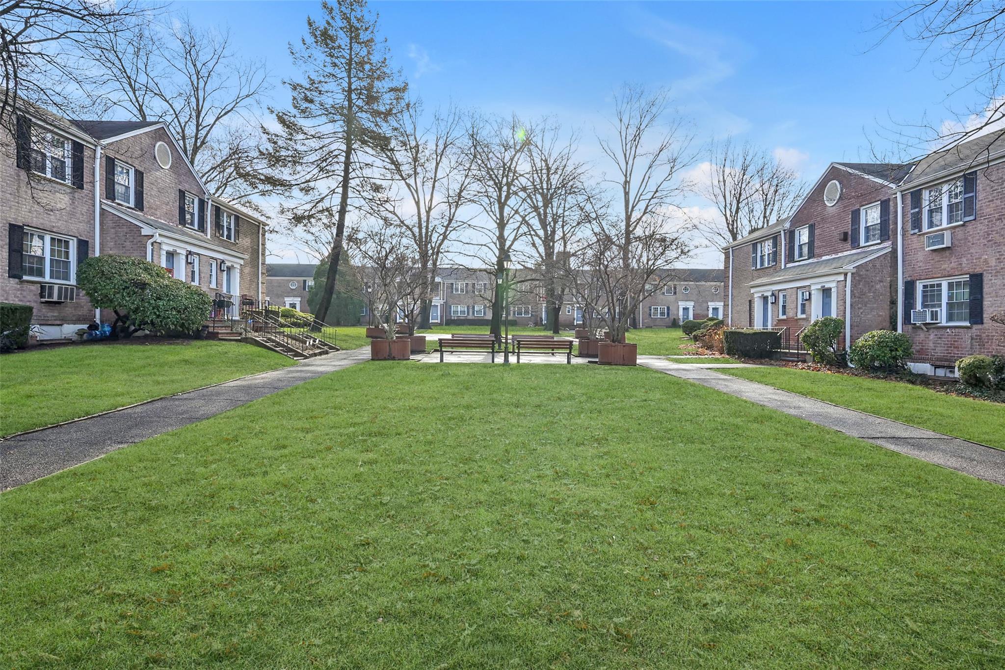 224-44 Horace Harding Expressway # Lower/627, Oakland Gardens, NY 11364