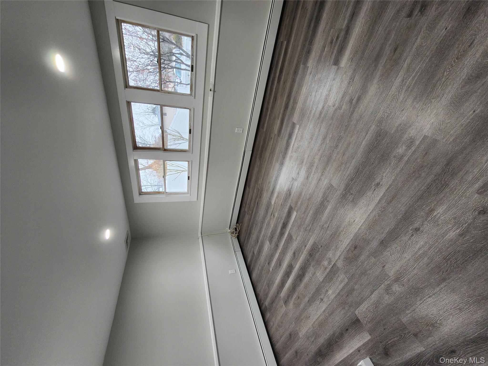 27 Estates Lane, Shoreham, NY 11786