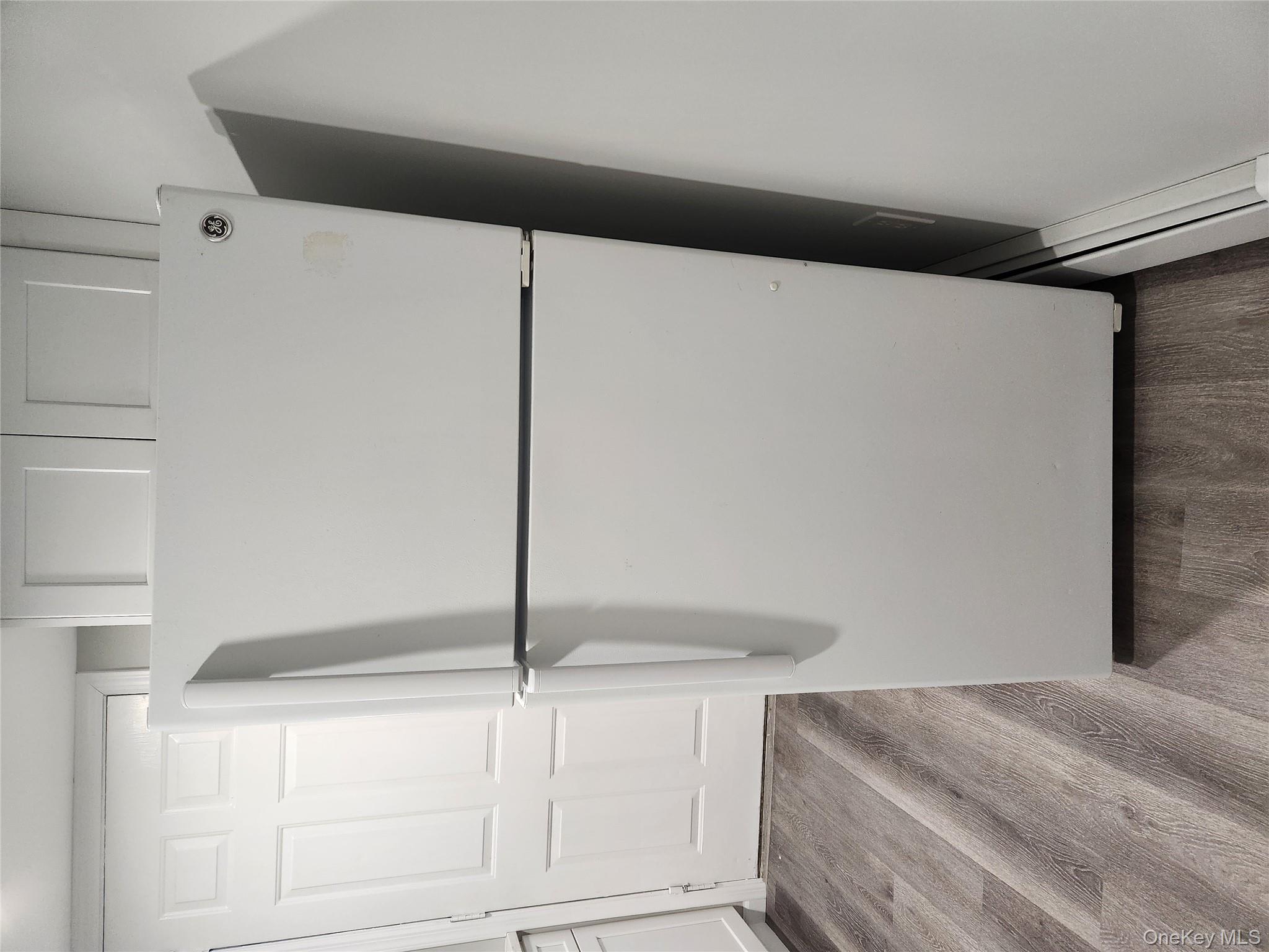 27 Estates Lane, Shoreham, NY 11786