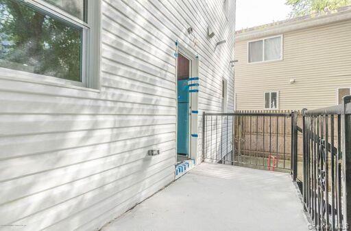 88 Taft Avenue, Staten Island, NY 10301