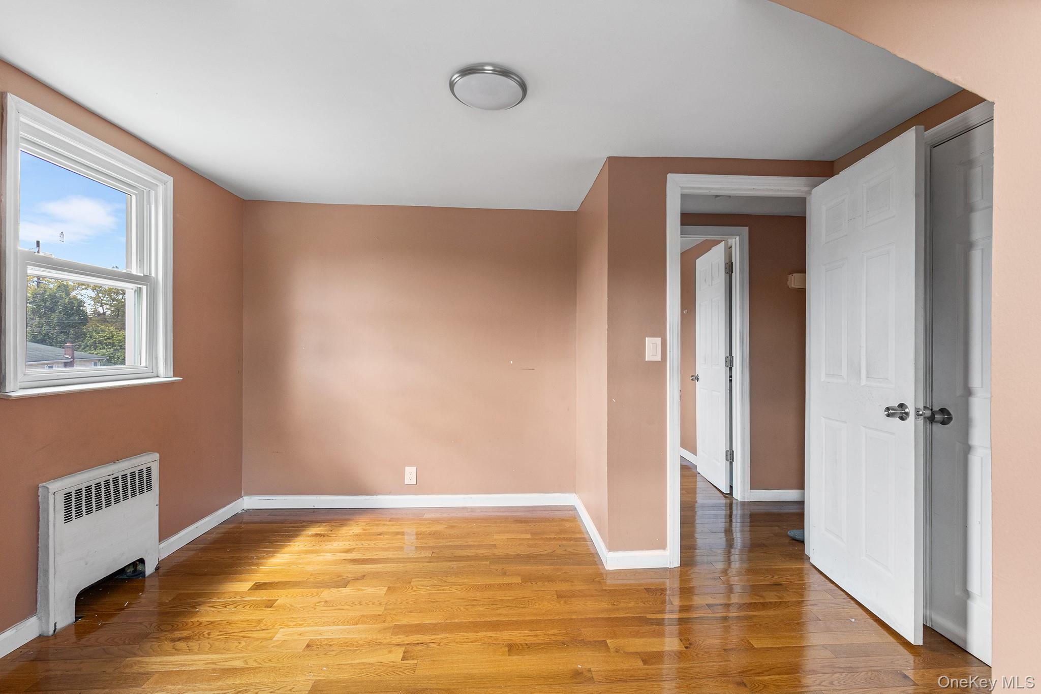 40 Carnegie Avenue, Elmont, NY 11003