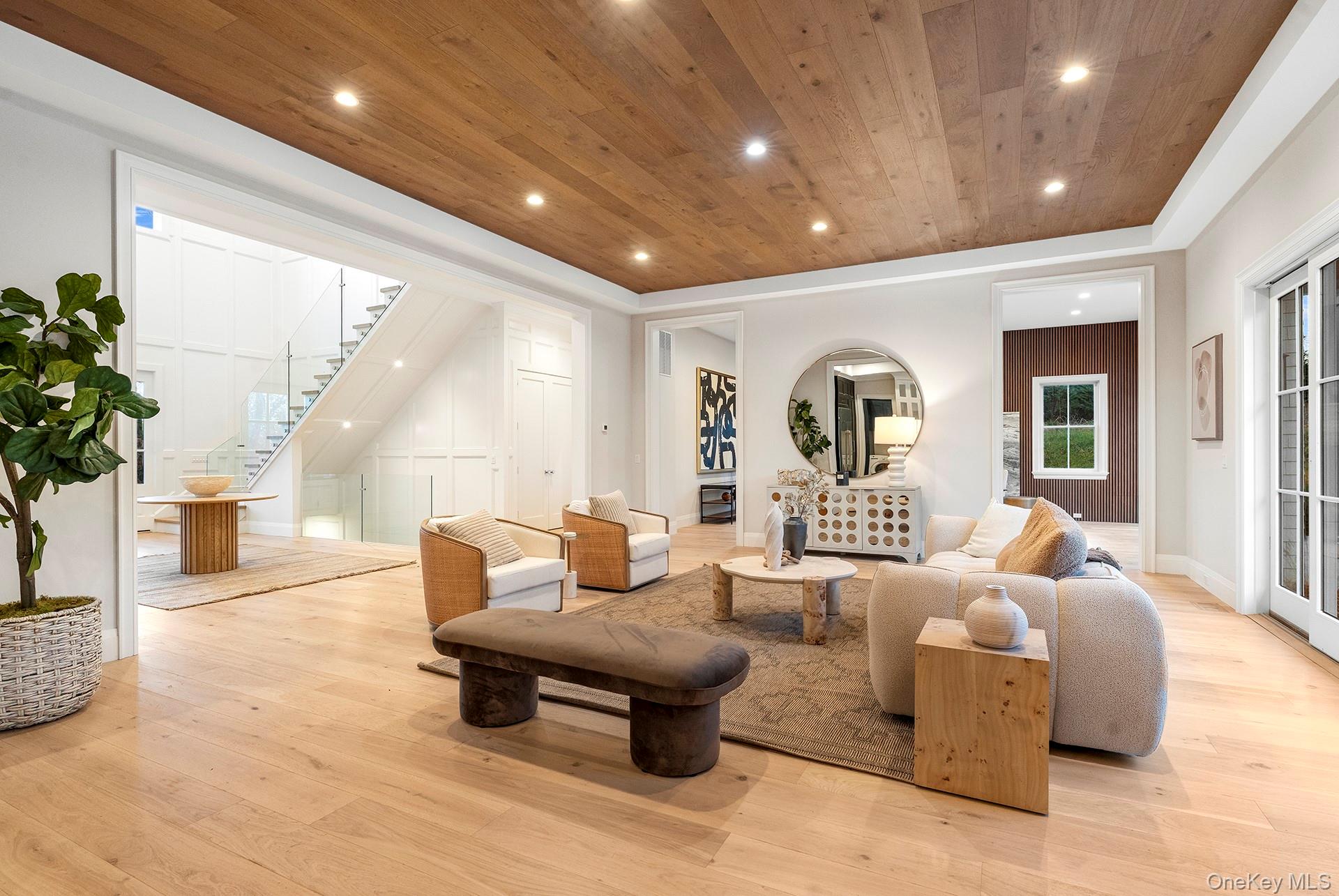 2524 Noyack Rd, Sag Harbor, NY 11963