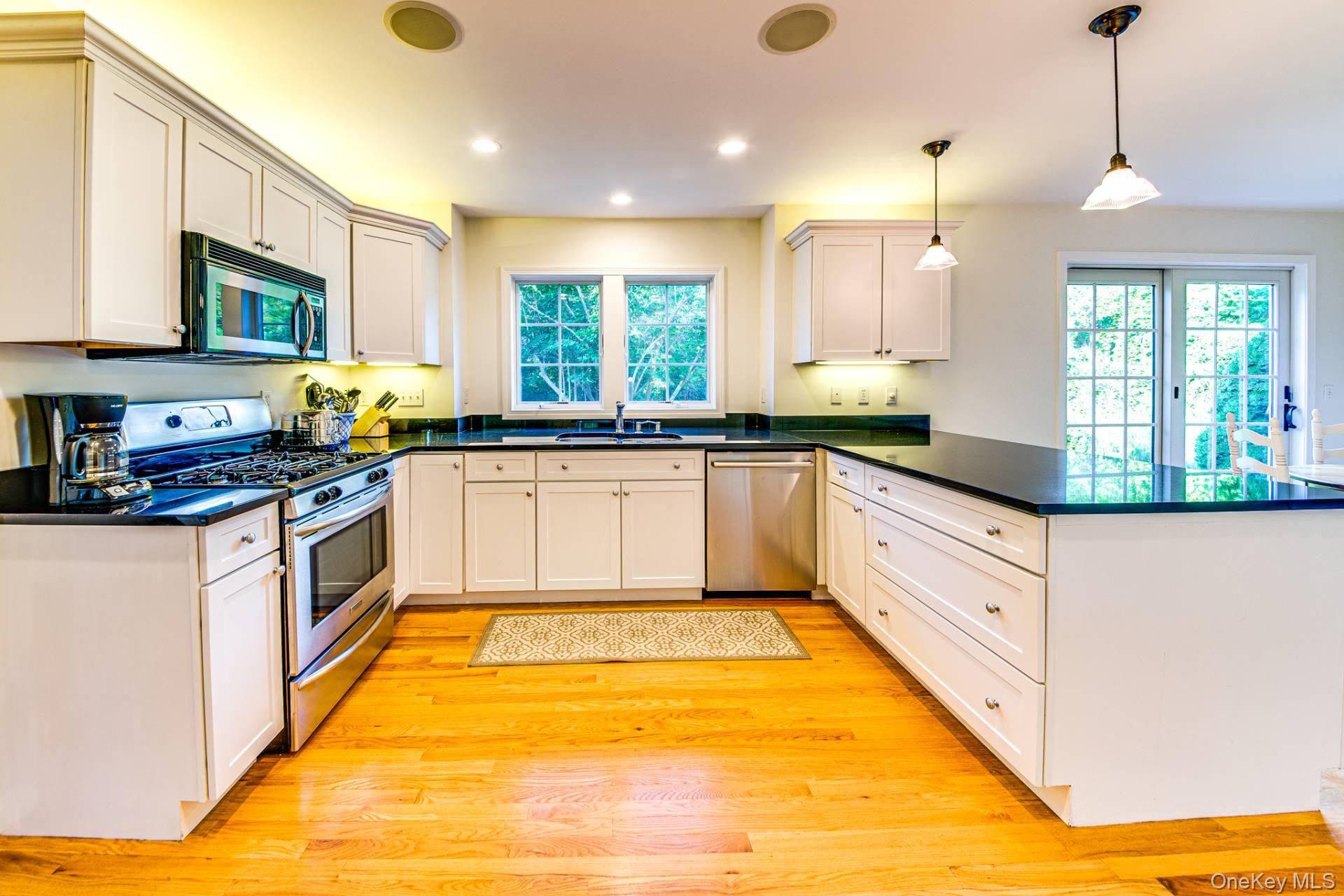 86B Hedges Lane, Amagansett, NY 11930