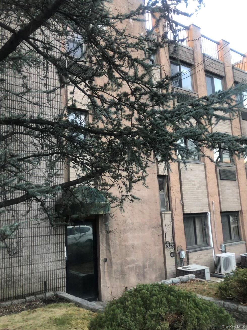 46-21 Little Neck Parkway, Little Neck, NY 11362