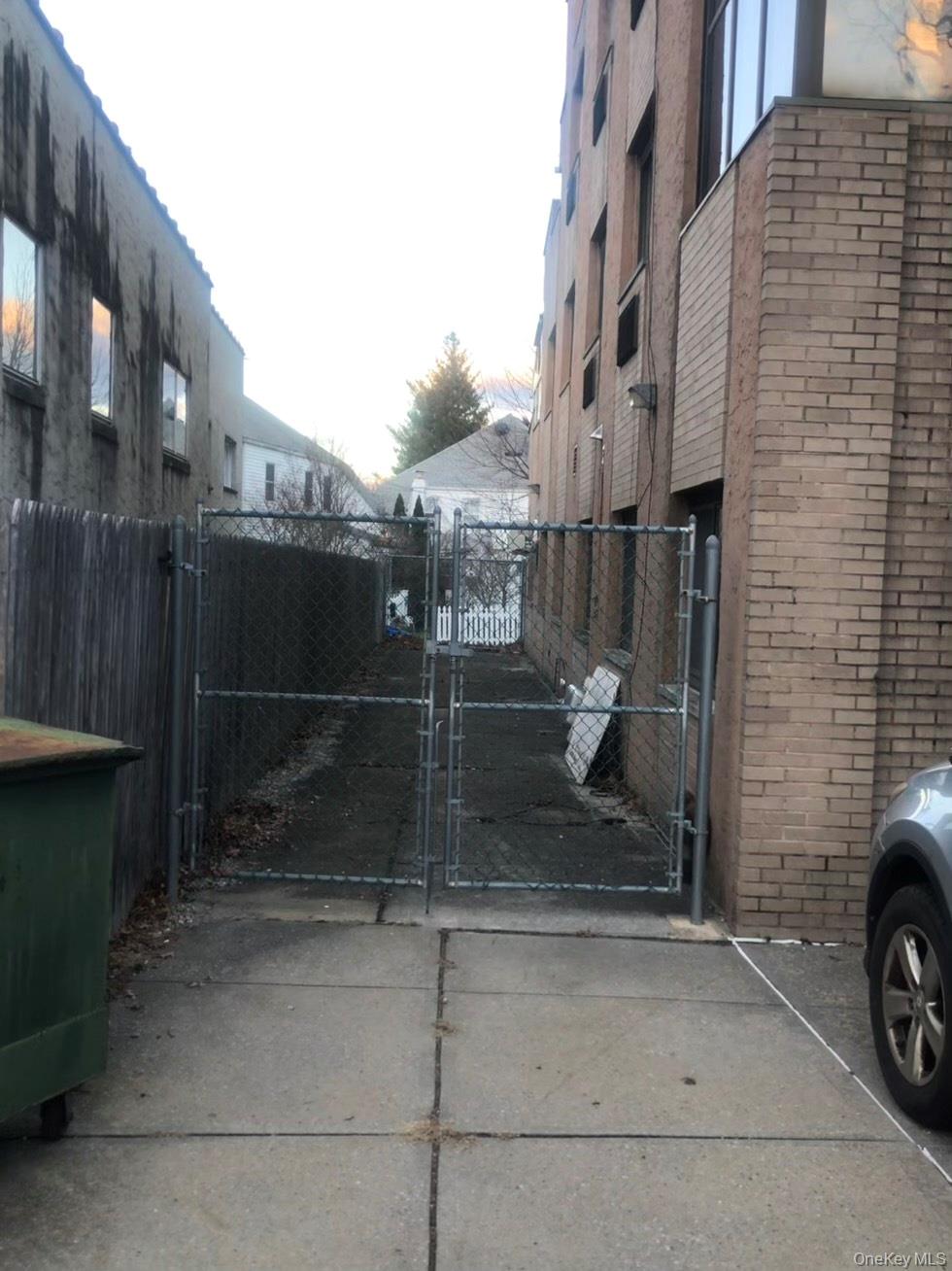 46-21 Little Neck Parkway, Little Neck, NY 11362