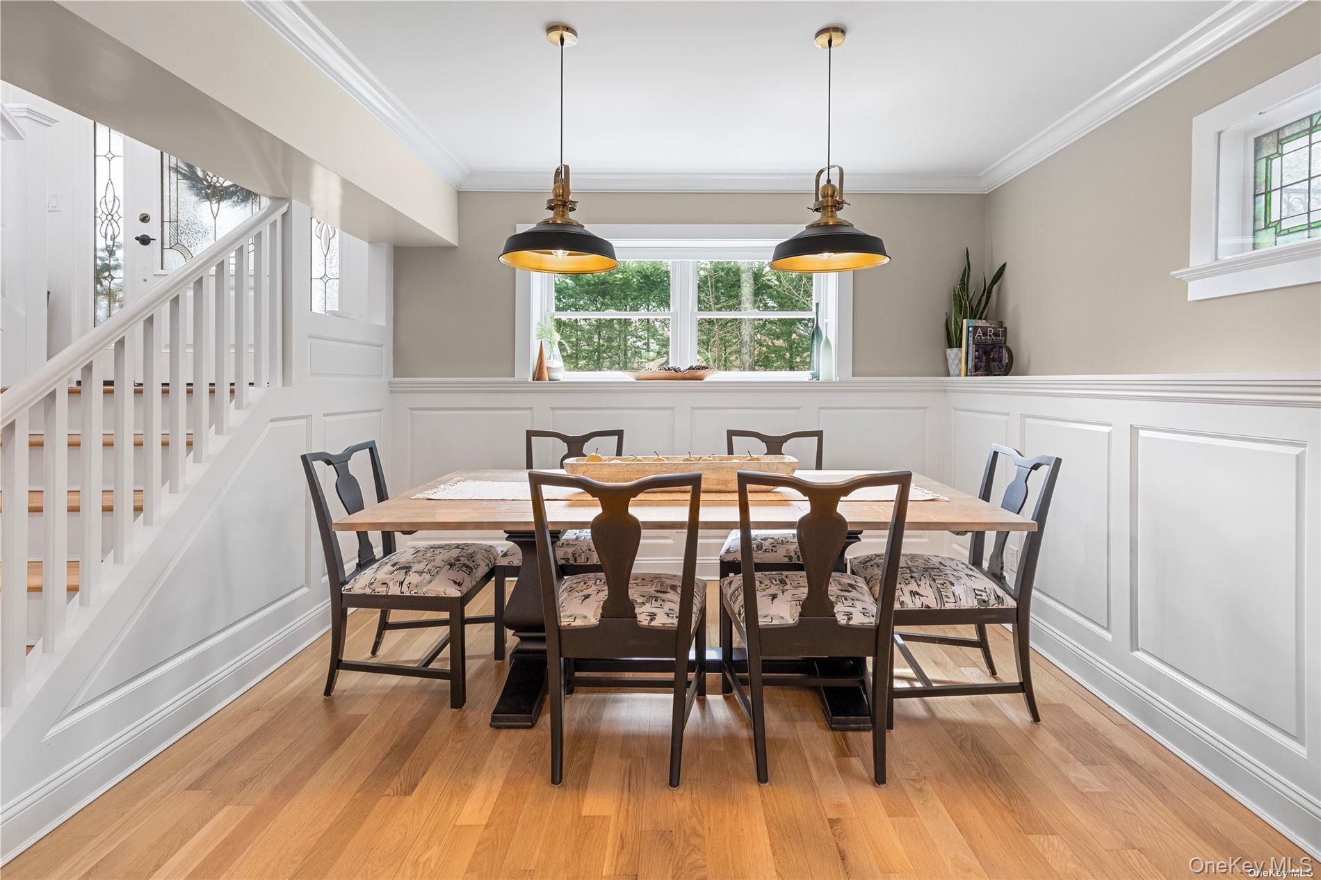 29 Missapoque Avenue, Southampton, NY 11968