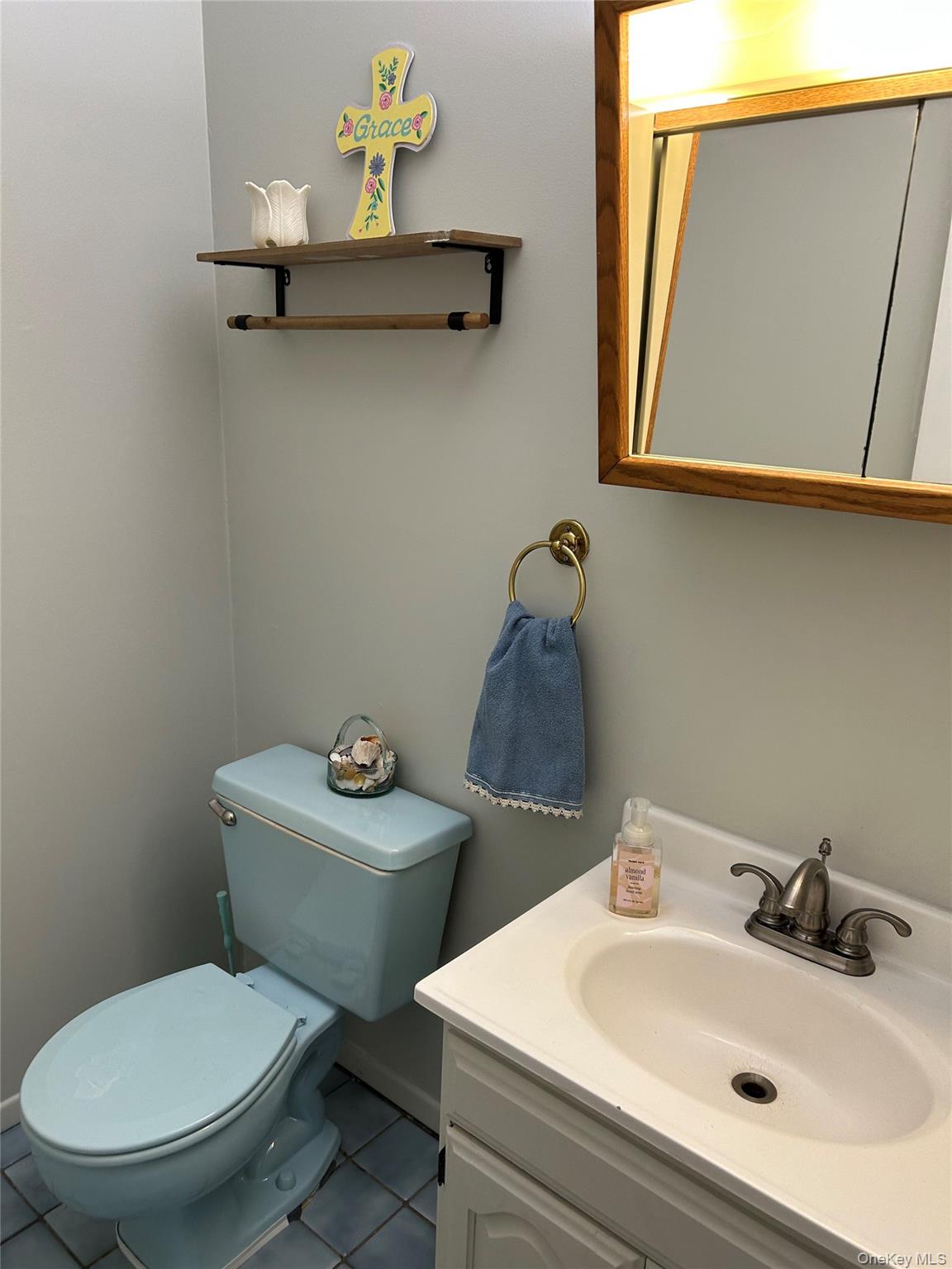 484 Bicycle Path, Port Jefferson Station, NY 11776