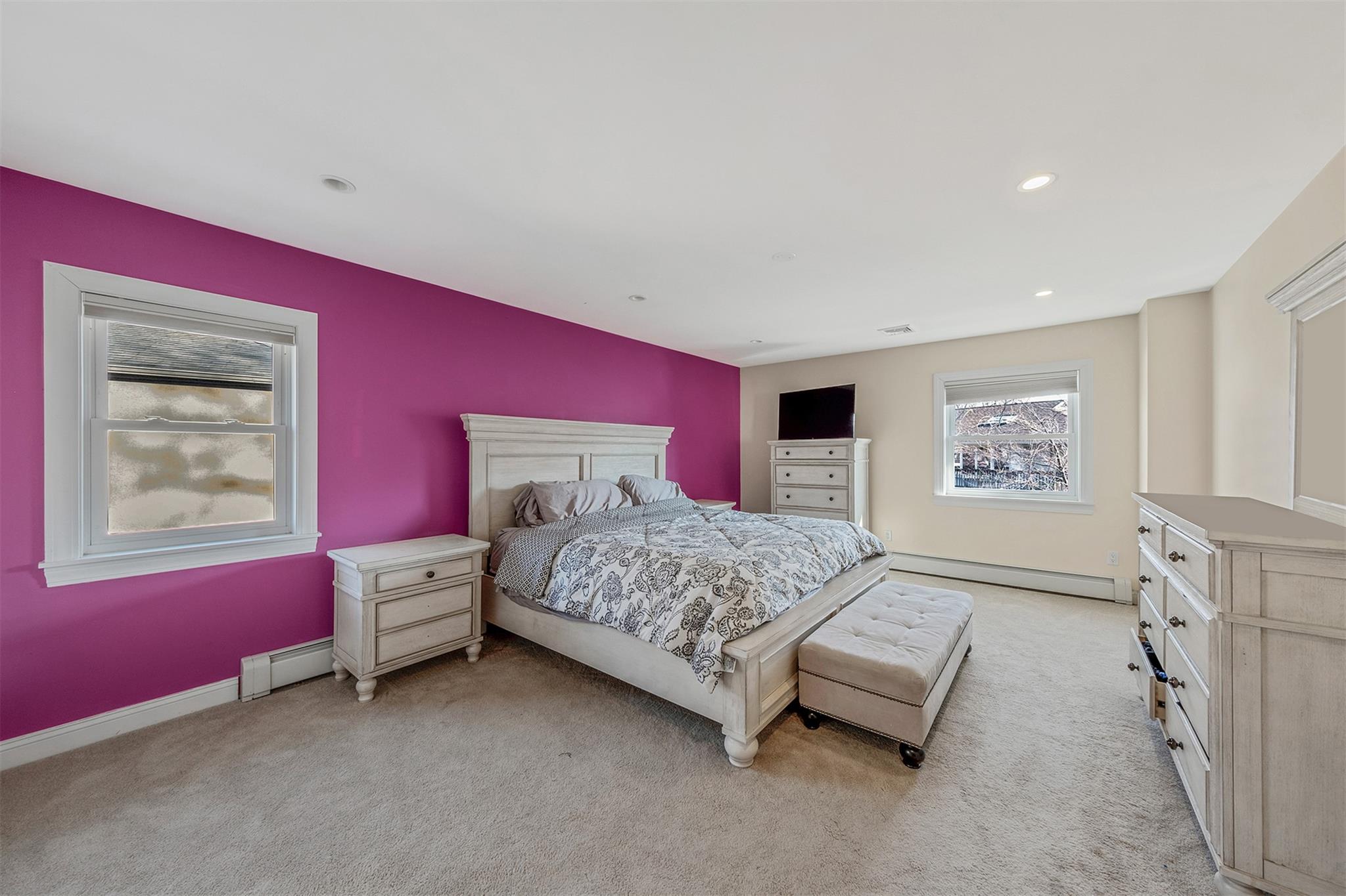 1070 Fordham Lane, Woodmere, NY 11598