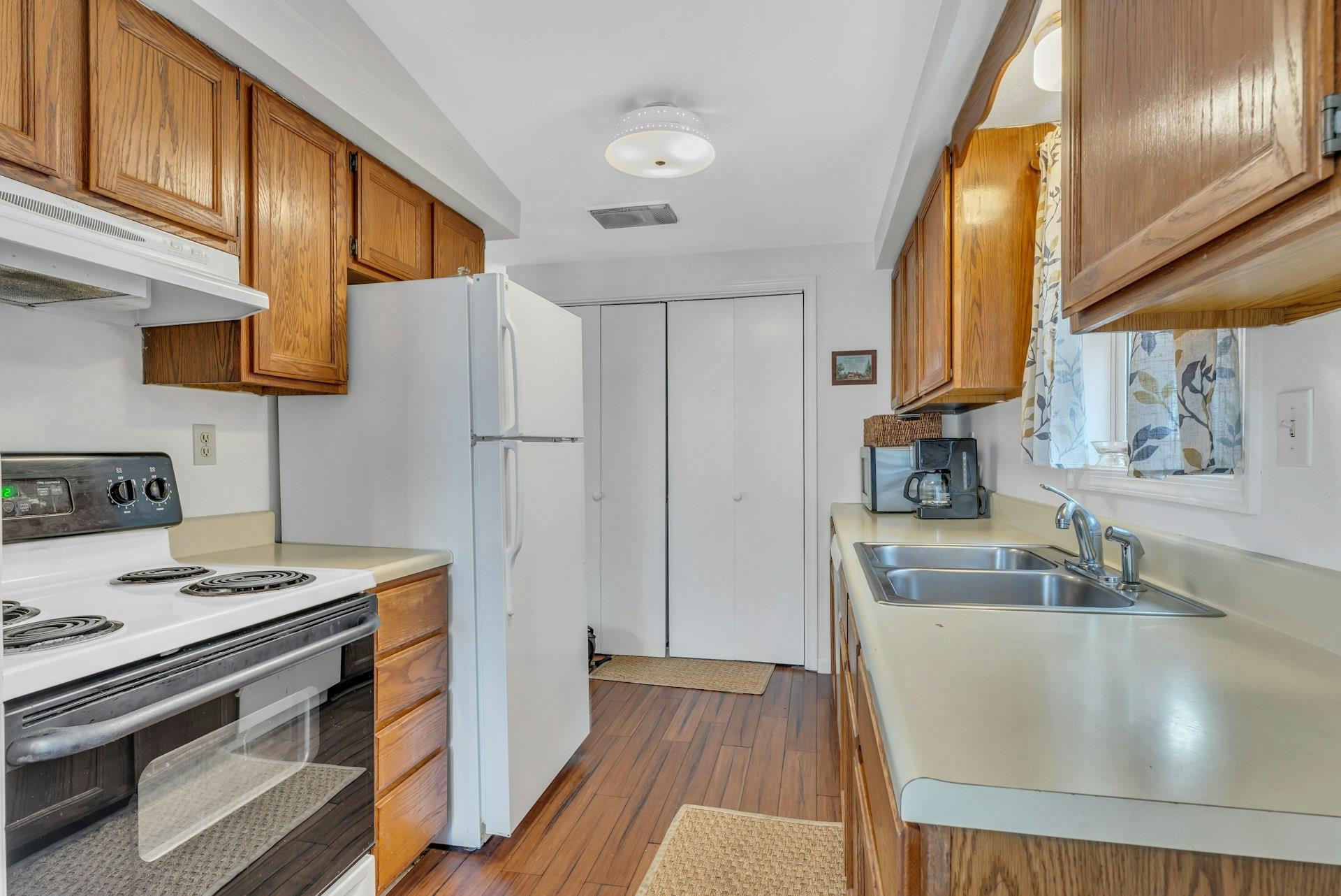 411 2nd Street, Greenport, NY 11944