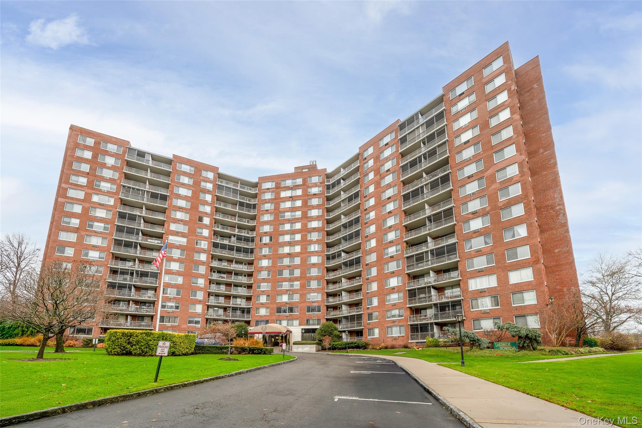 220-55 46 Avenue # 5R, Bayside, NY 11362