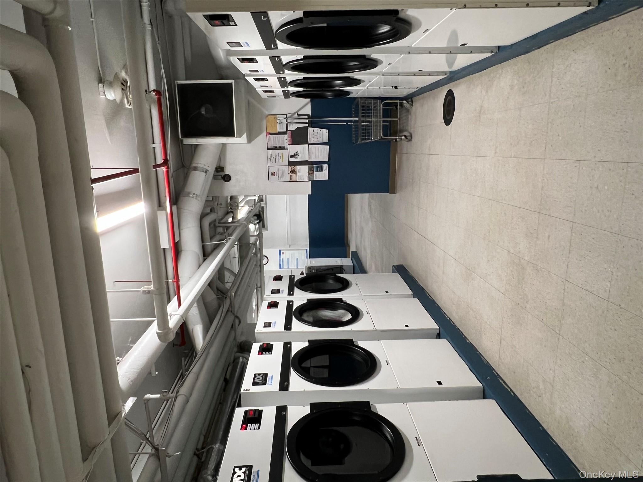 220-55 46 Avenue # 5R, Bayside, NY 11362