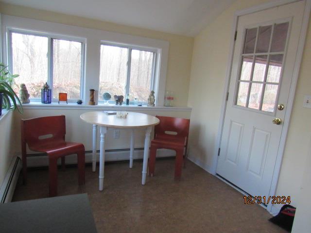 5926 Rt 9 Route 9, Rhinebeck, NY 12572