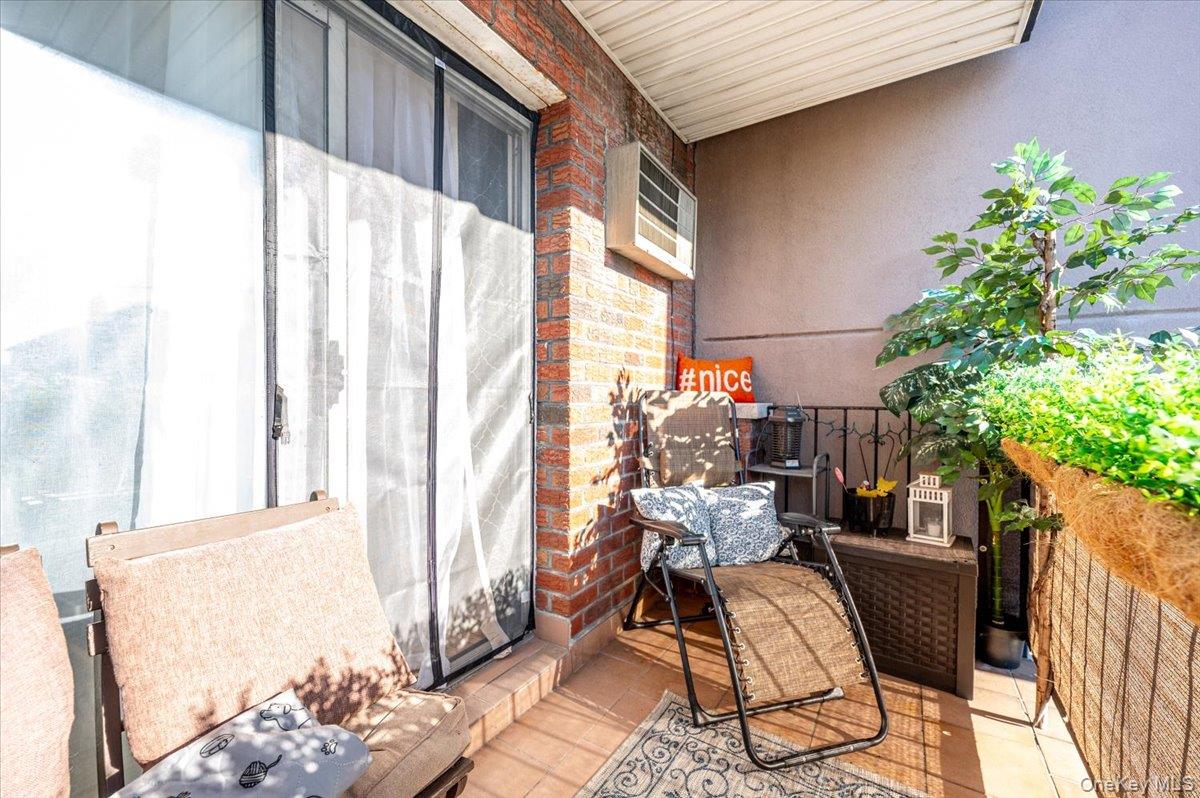 2873 Roebling Avenue, Bronx, NY 10461