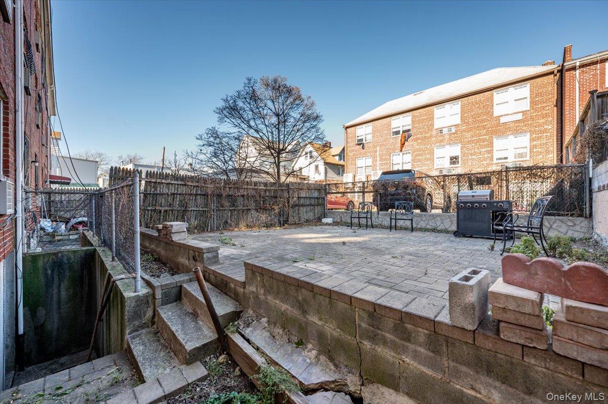 2873 Roebling Avenue, Bronx, NY 10461