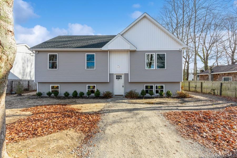 125 Lynbrook Drive, Mastic Beach, NY 11951