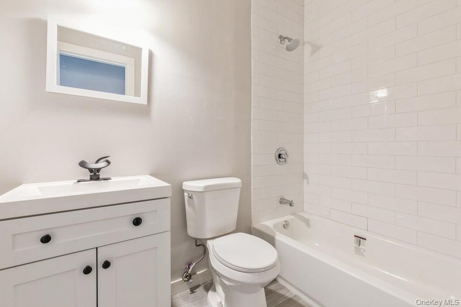 125 Lynbrook Drive, Mastic Beach, NY 11951