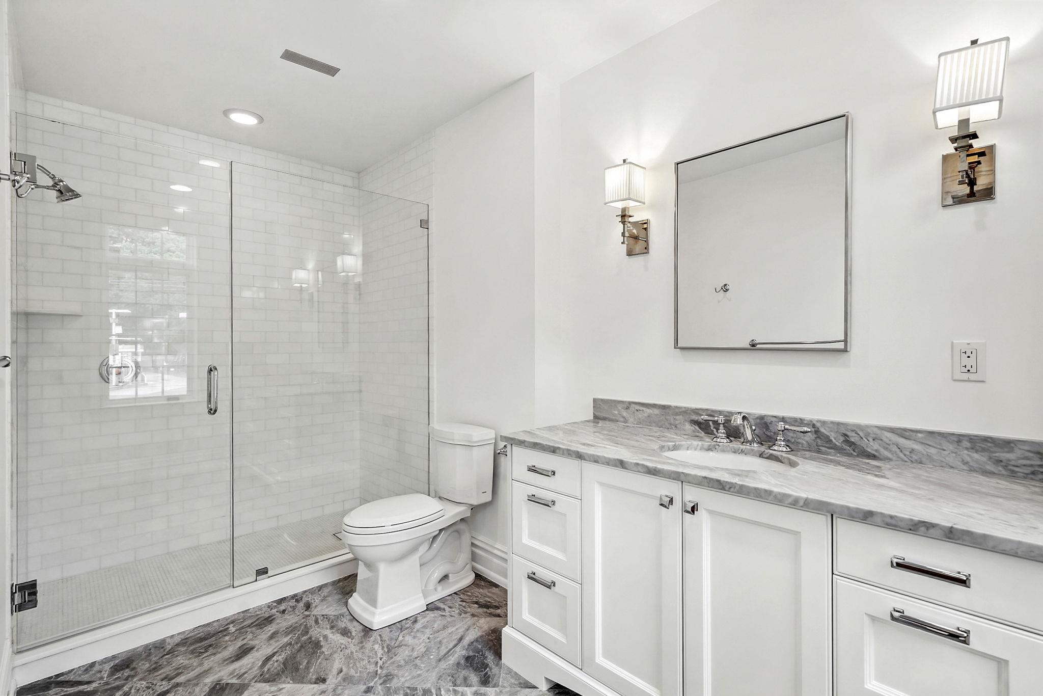 2 Weaver Street # 3, Scarsdale, NY 10583