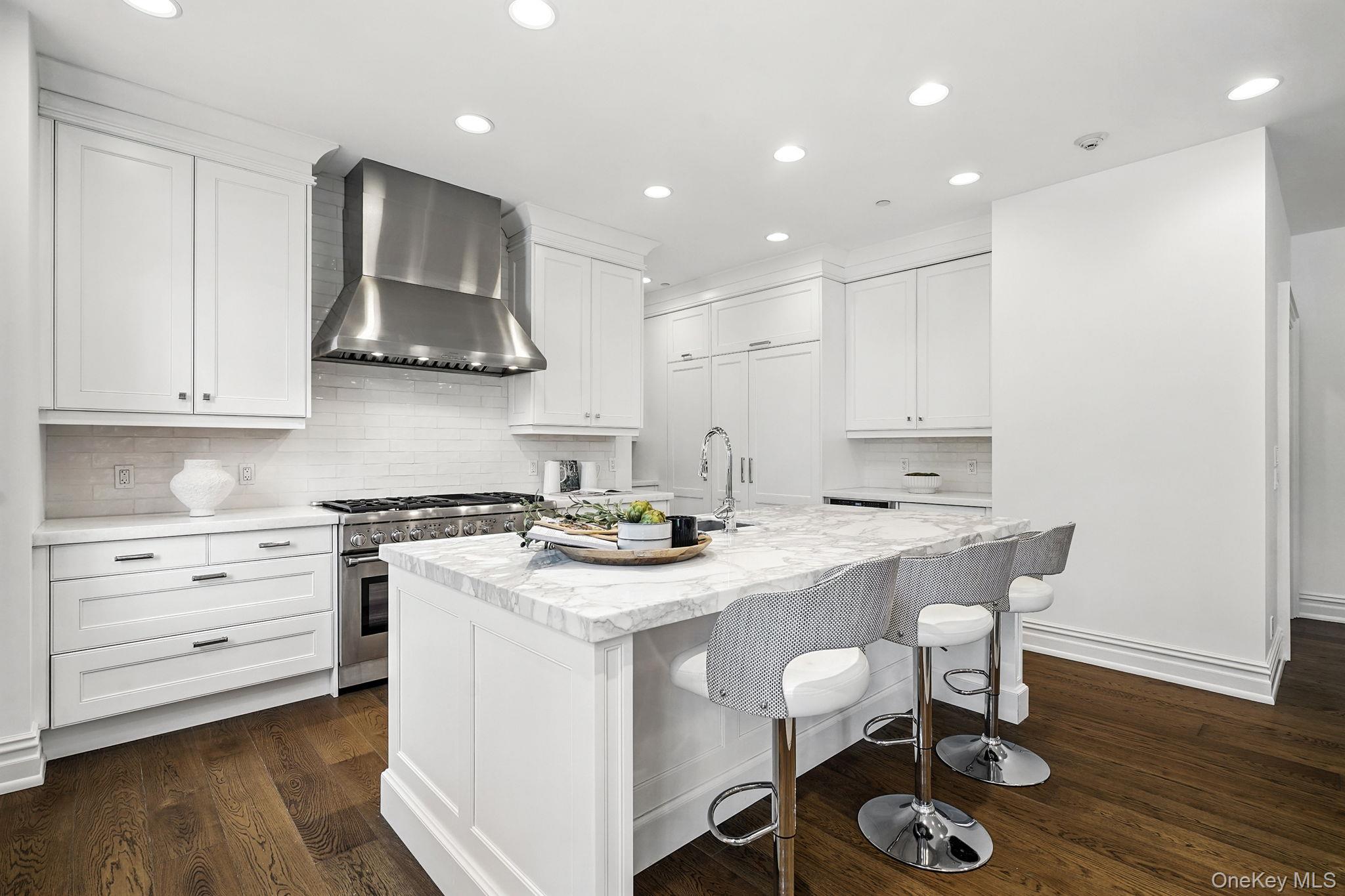 2 Weaver Street # 3, Scarsdale, NY 10583