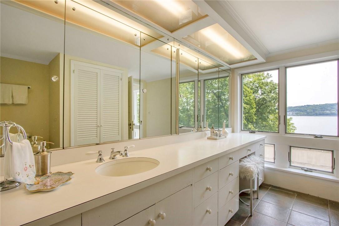 99 Corbett Lane, Palisades, NY 10964