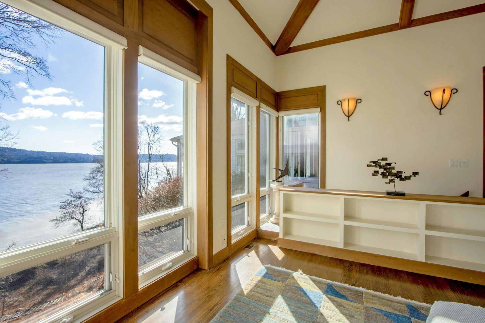 99 Corbett Lane, Palisades, NY 10964