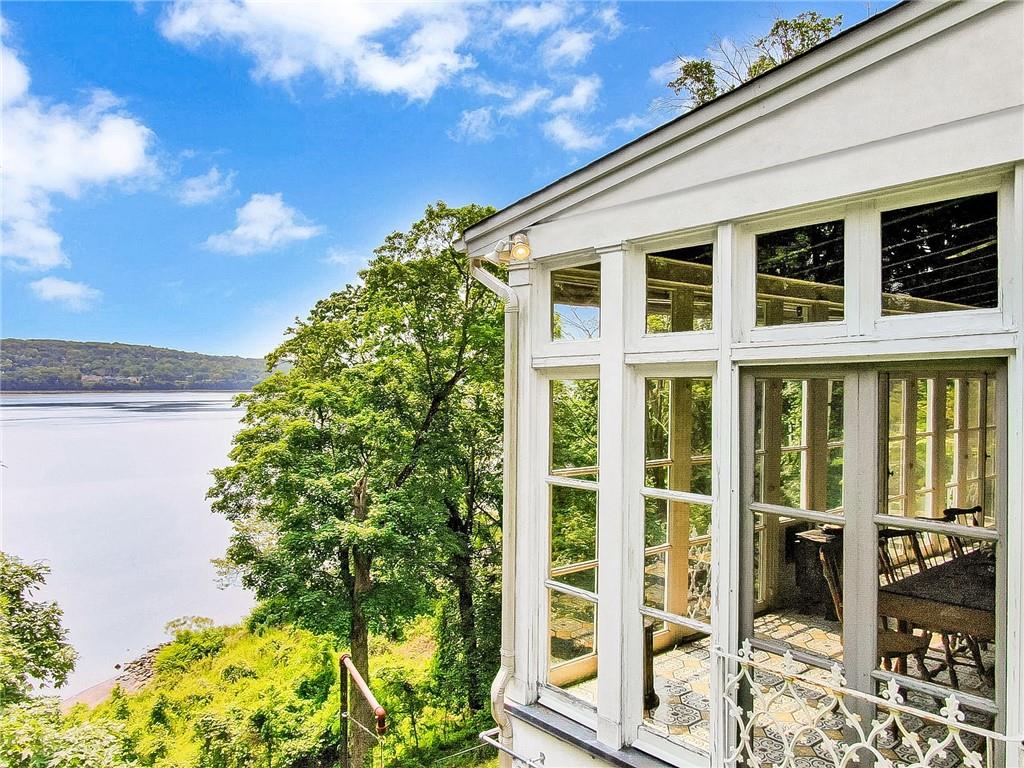 99 Corbett Lane, Palisades, NY 10964