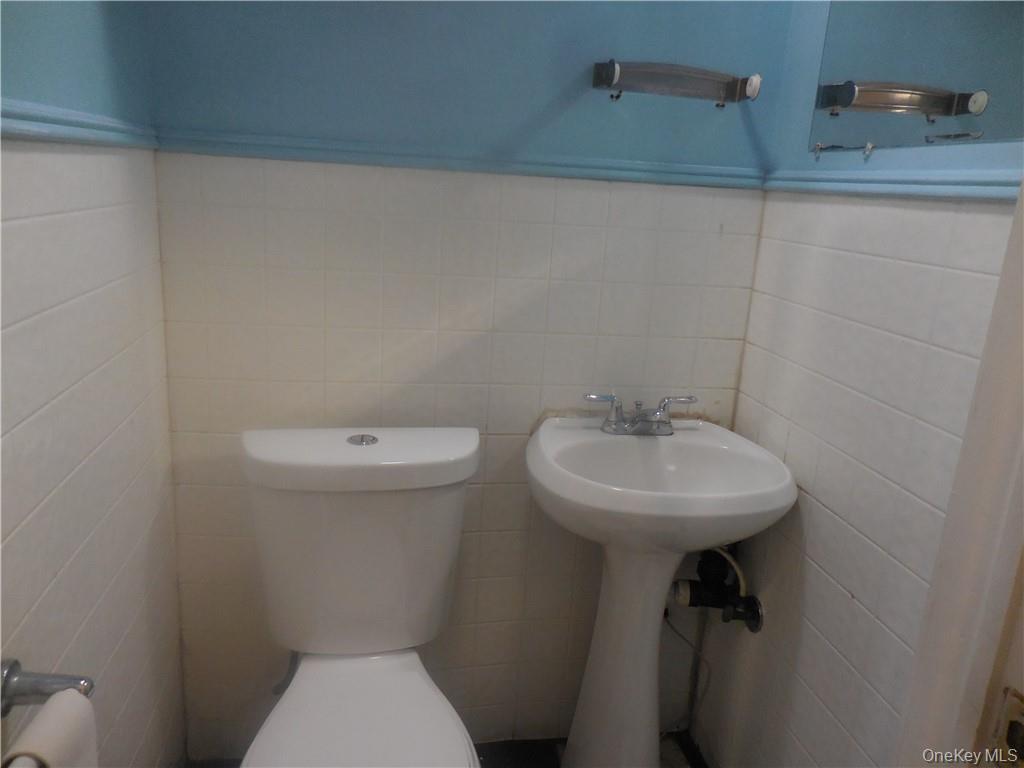 2899 US Route 9w # 101, New Windsor, NY 12553