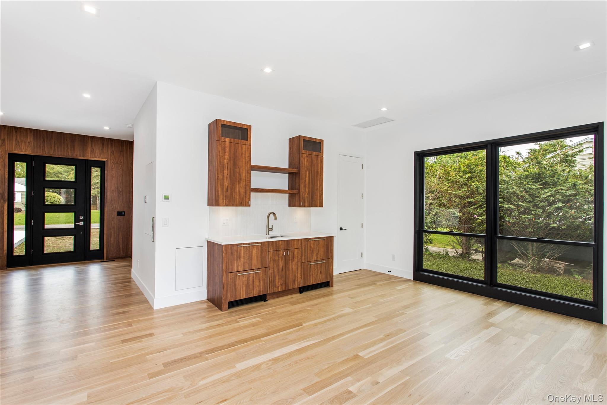 600 Glenn Road, Southold, NY 11971