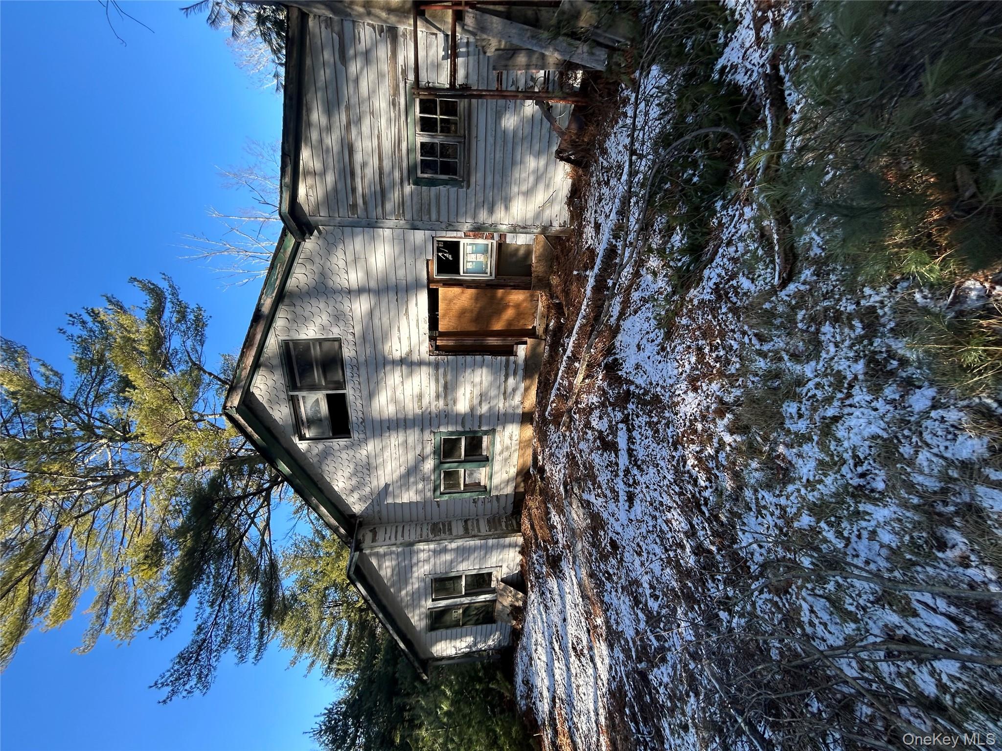 92 Whitehead Road, Sparrowbush, NY 12780