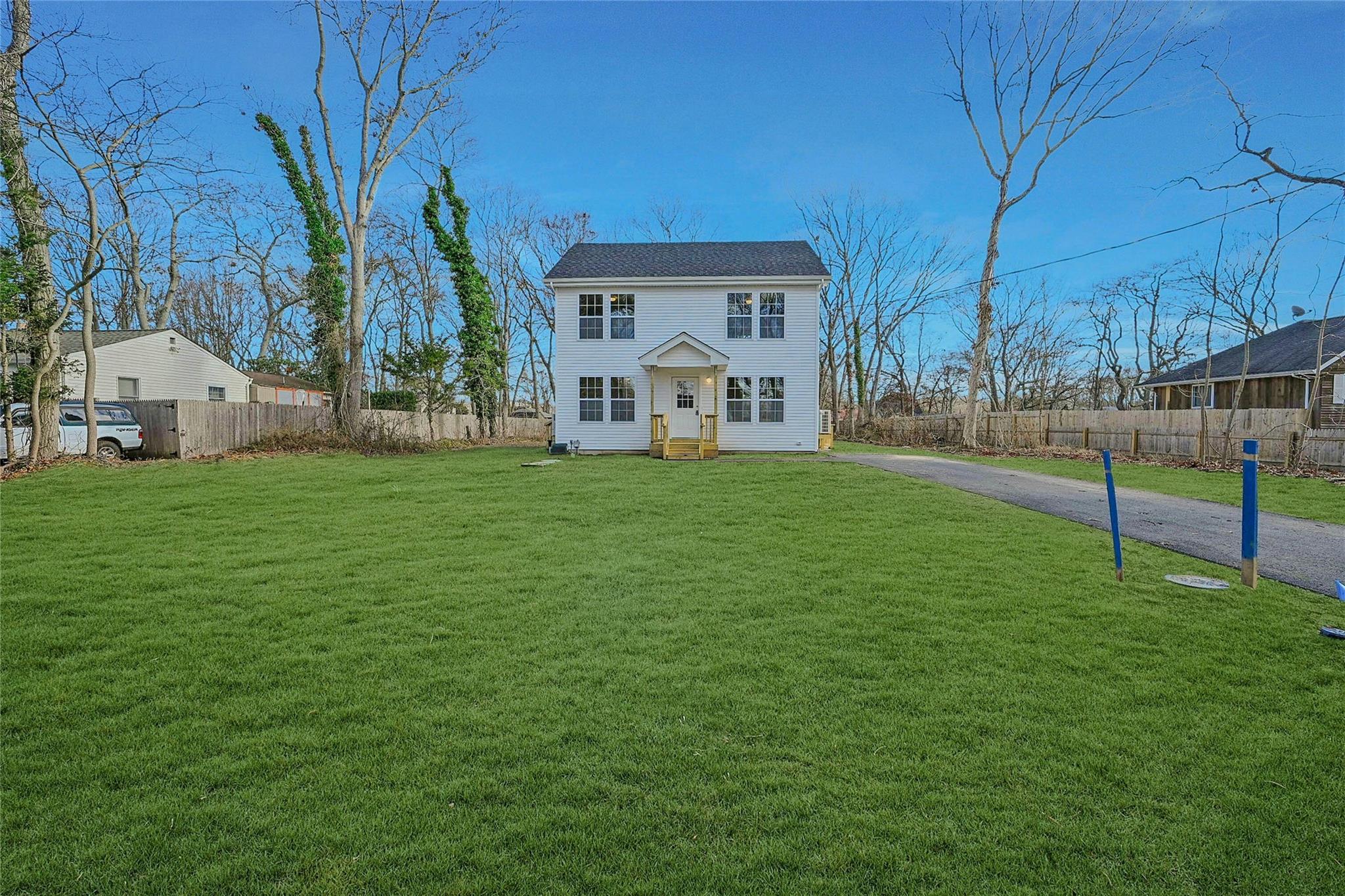 N/C 1st Place Place, Mastic, NY 11950