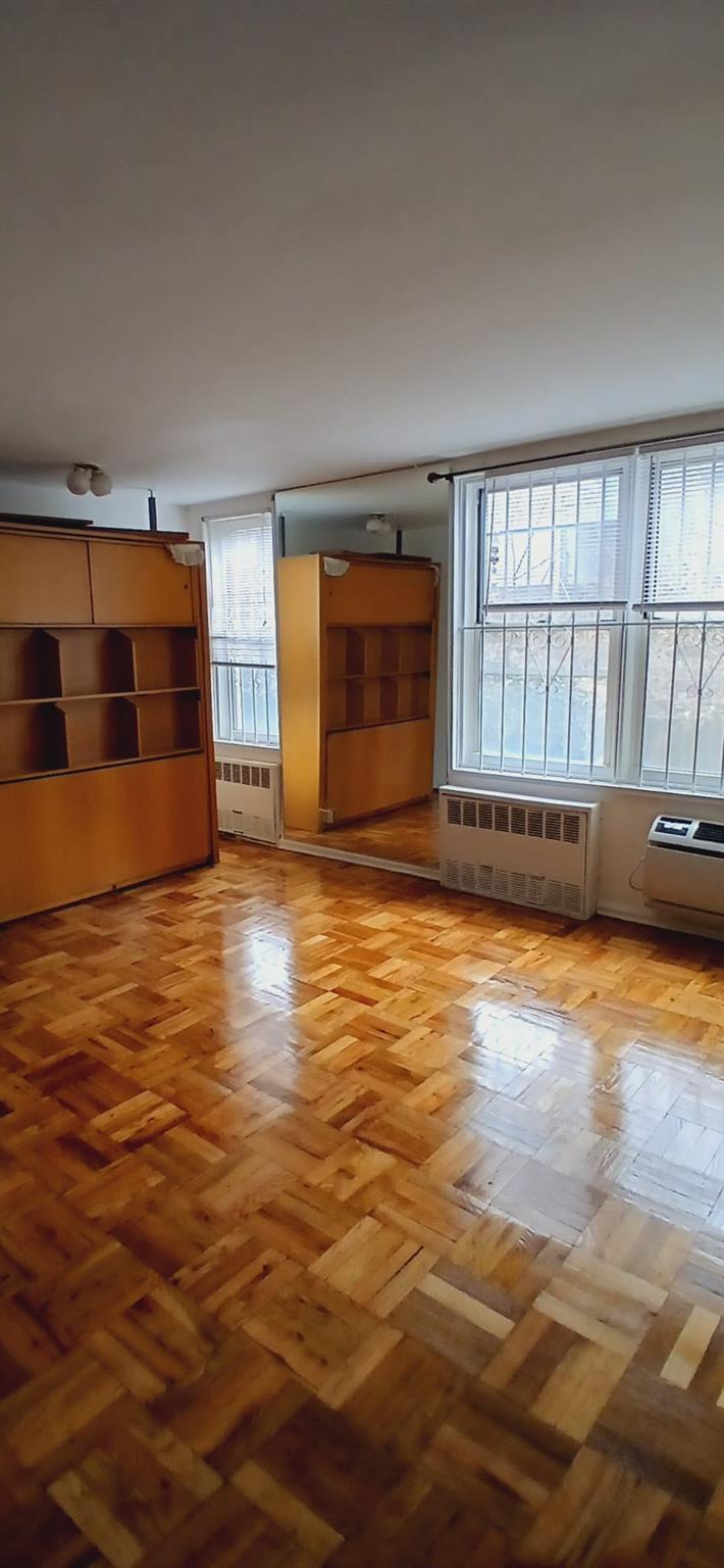 50-15 39 Street # 1G, Sunnyside, NY 11104